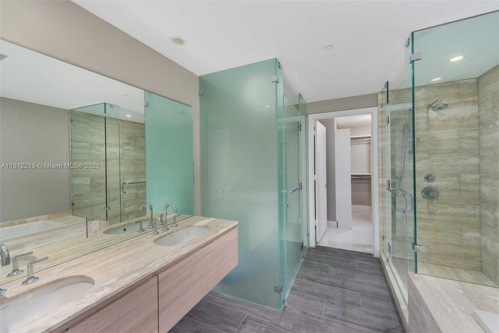 Small Image of 2900 NORTH EAST 7TH AVE #3903, Miami Number 17