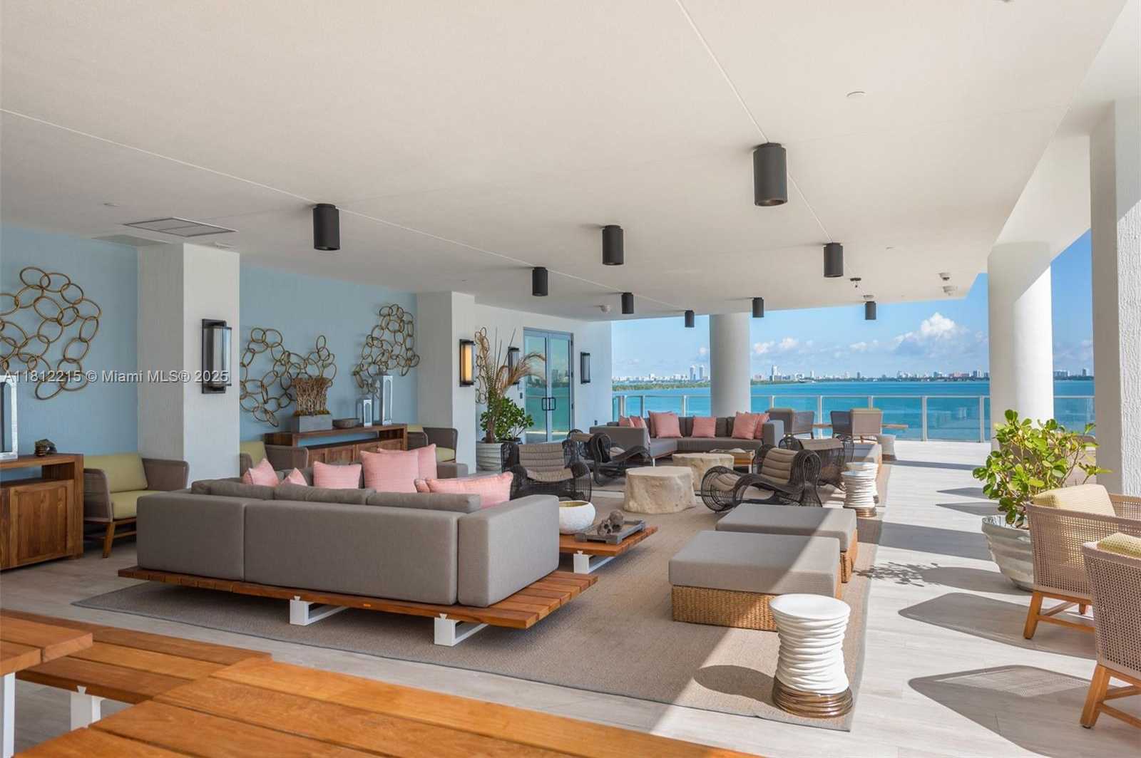 Small Image of 2900 NORTH EAST 7TH AVE #3903, Miami Number 23