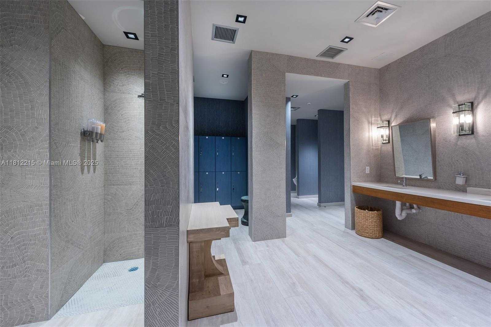 Small Image of 2900 NORTH EAST 7TH AVE #3903, Miami Number 36