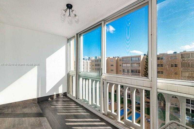 Small Image of 500 NORTH EAST 12TH AVE #605, Hallandale Beach Number 18