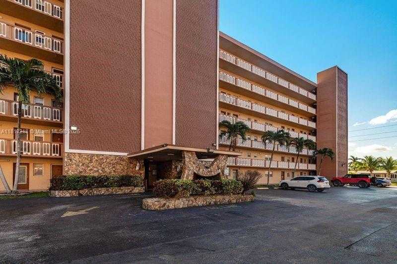 Small Image of 500 NORTH EAST 12TH AVE #605, Hallandale Beach Number 23