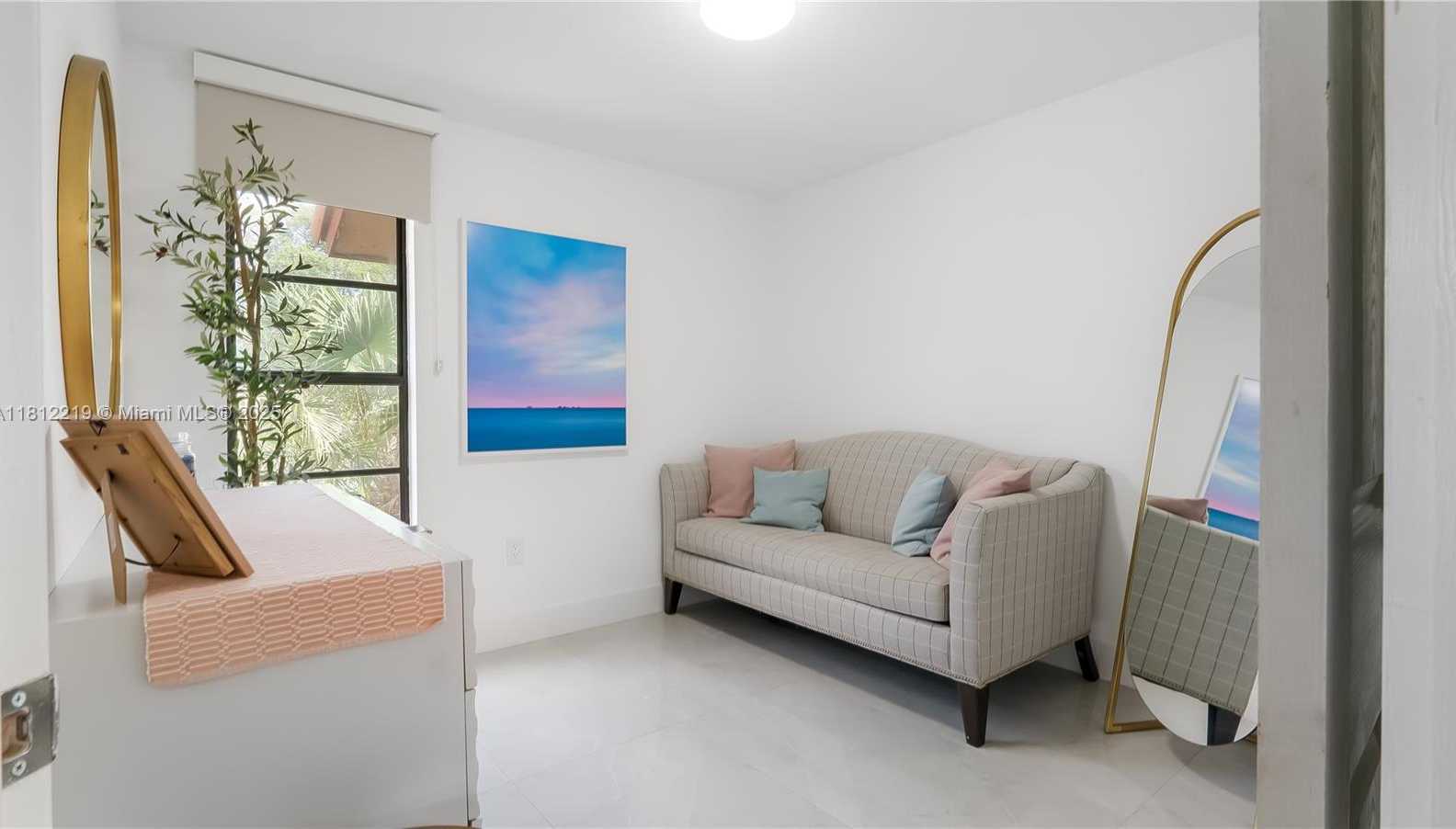 Small Image of 10011 SOUTH WEST 77TH CT, Miami Number 10
