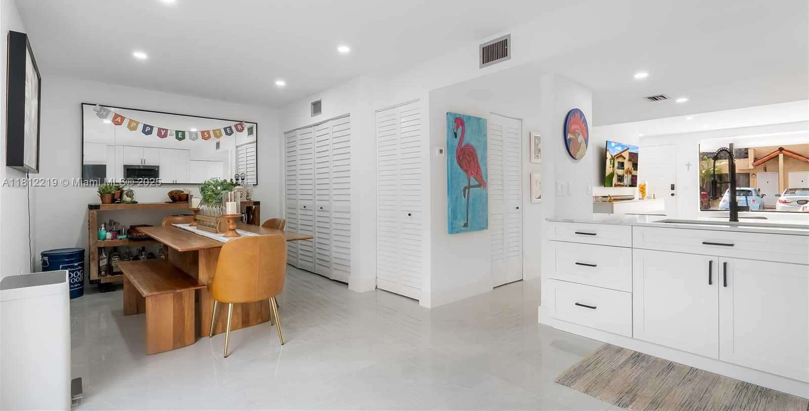 Small Image of 10011 SOUTH WEST 77TH CT, Miami Number 12