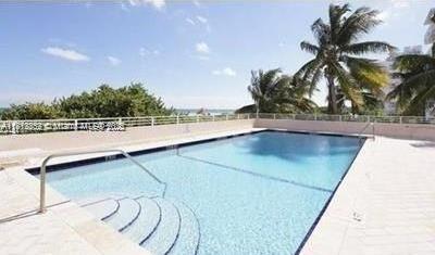 Small Image of 345 OCEAN DR #403, Miami Beach Number 17