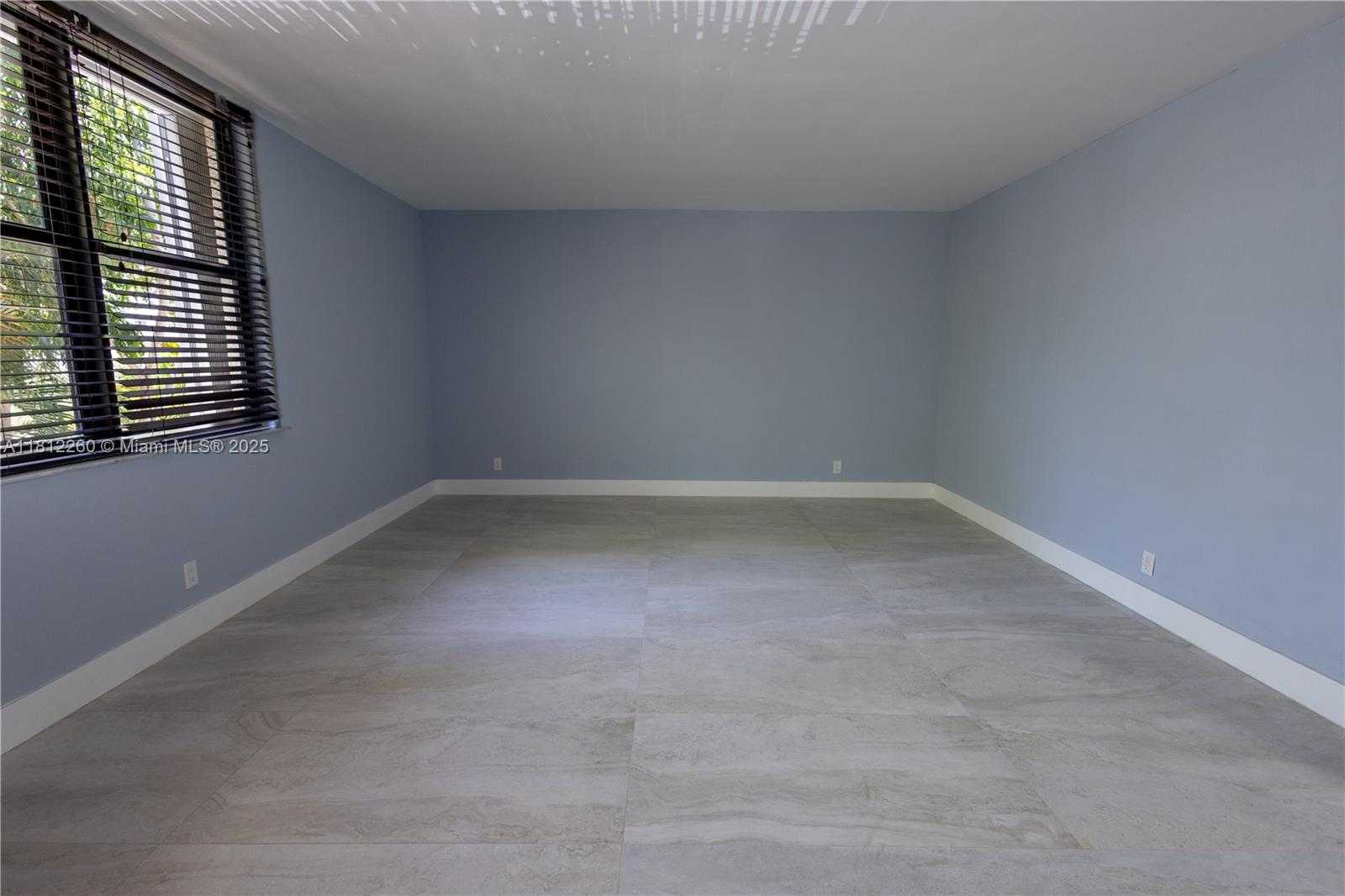 Small Image of 20350 WEST COUNTRY CLUB DR #PH24-4, Aventura Number 12