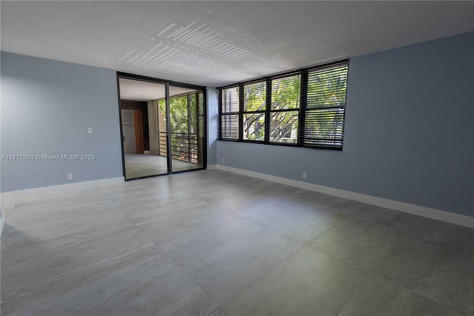 Small Image of 20350 WEST COUNTRY CLUB DR #PH24-4, Aventura Number 13