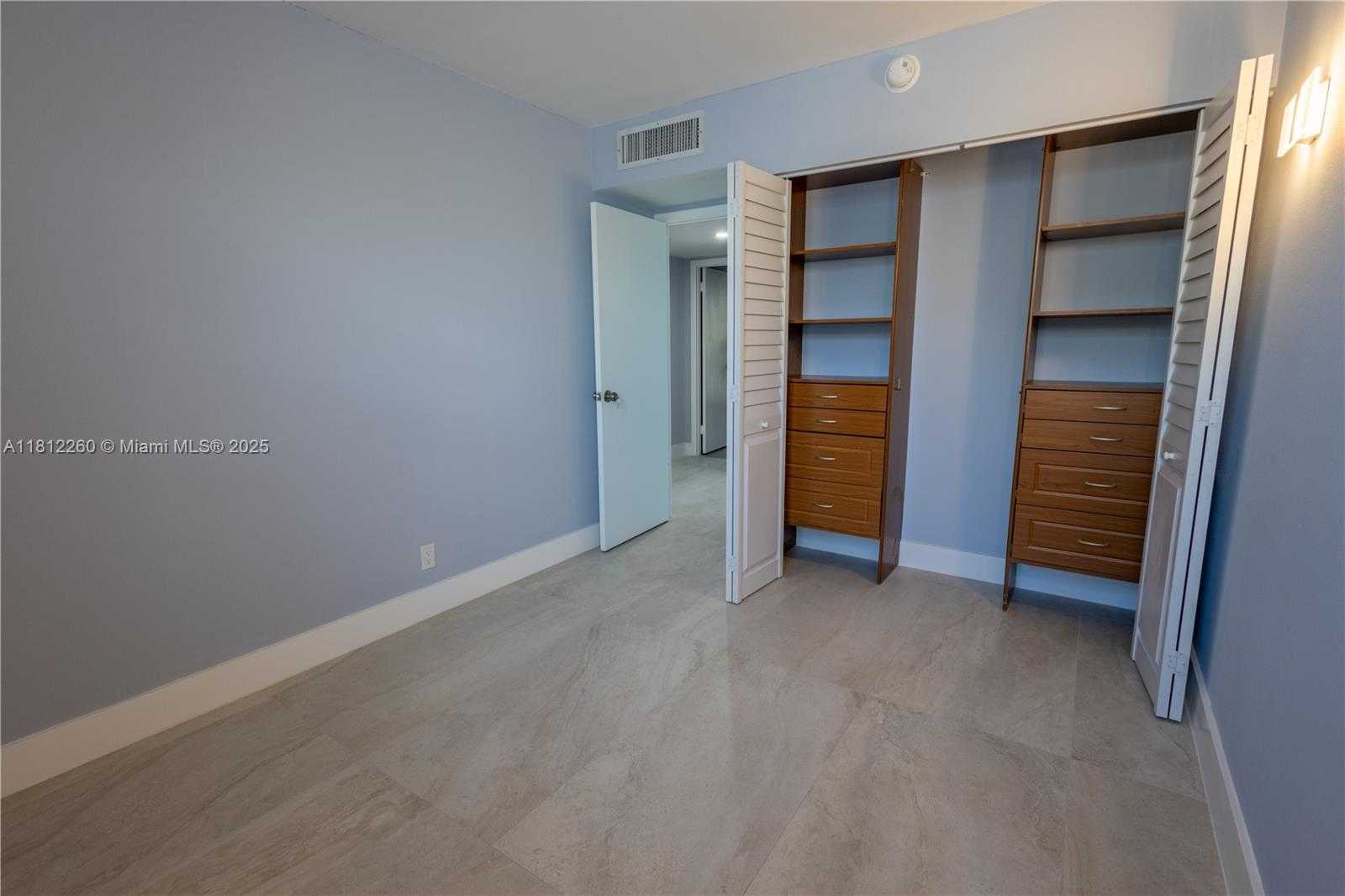 Small Image of 20350 WEST COUNTRY CLUB DR #PH24-4, Aventura Number 31