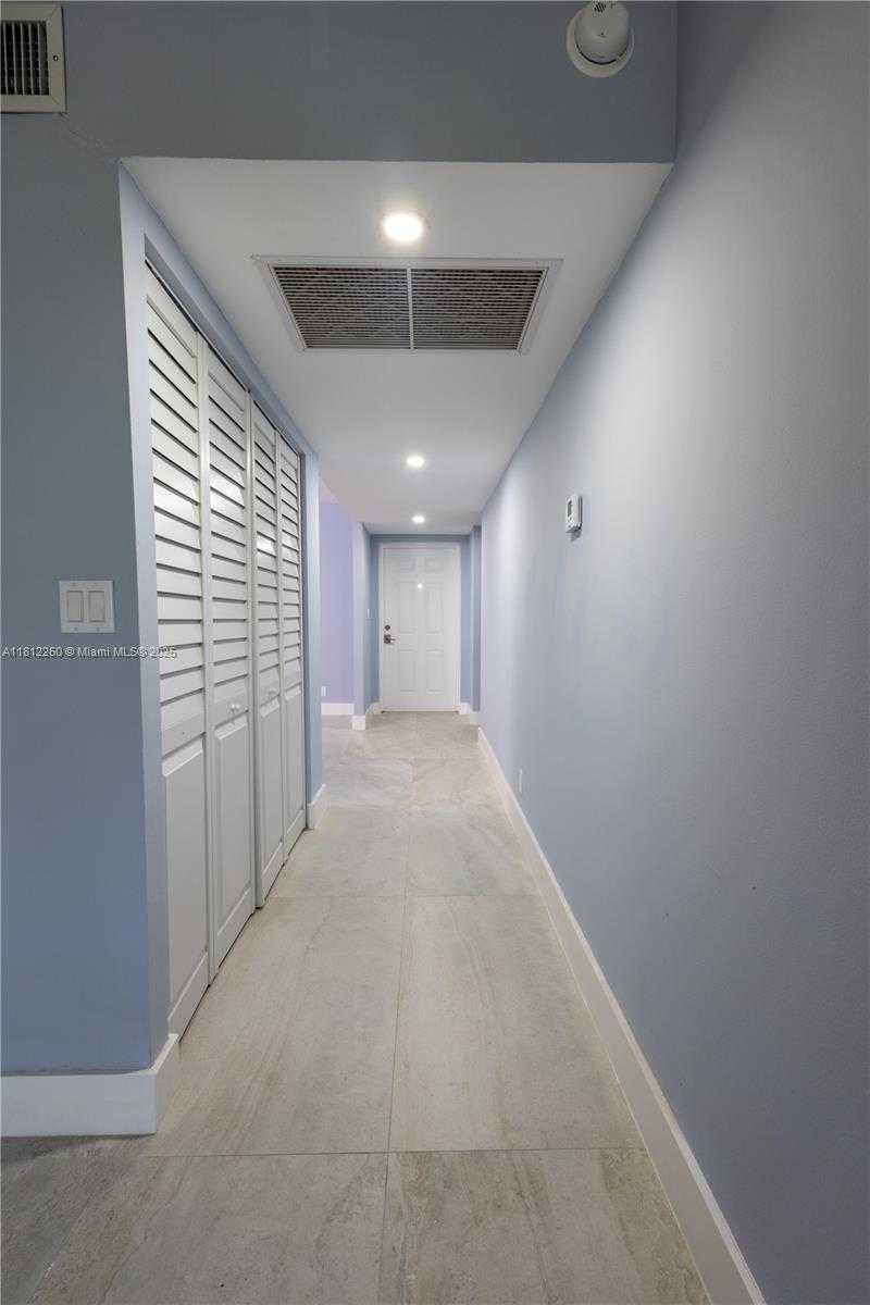 Small Image of 20350 WEST COUNTRY CLUB DR #PH24-4, Aventura Number 34