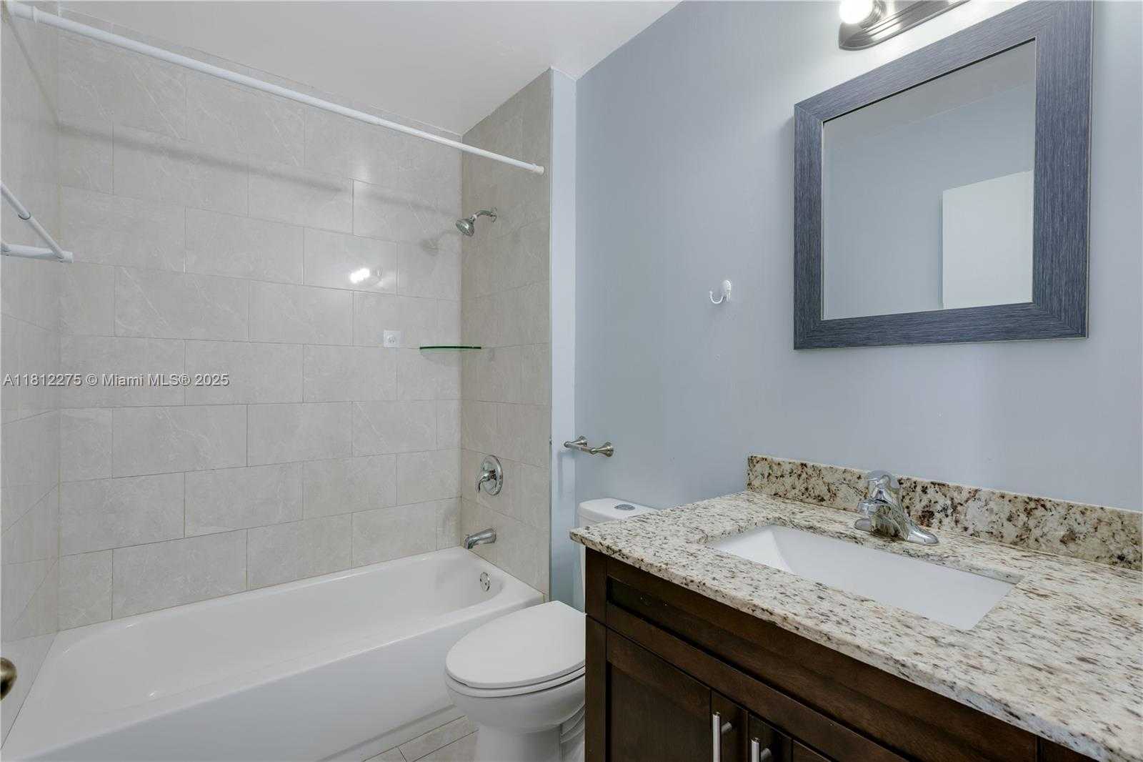 Small Image of 13922 SOUTH WEST 178TH ST, Miami Number 24