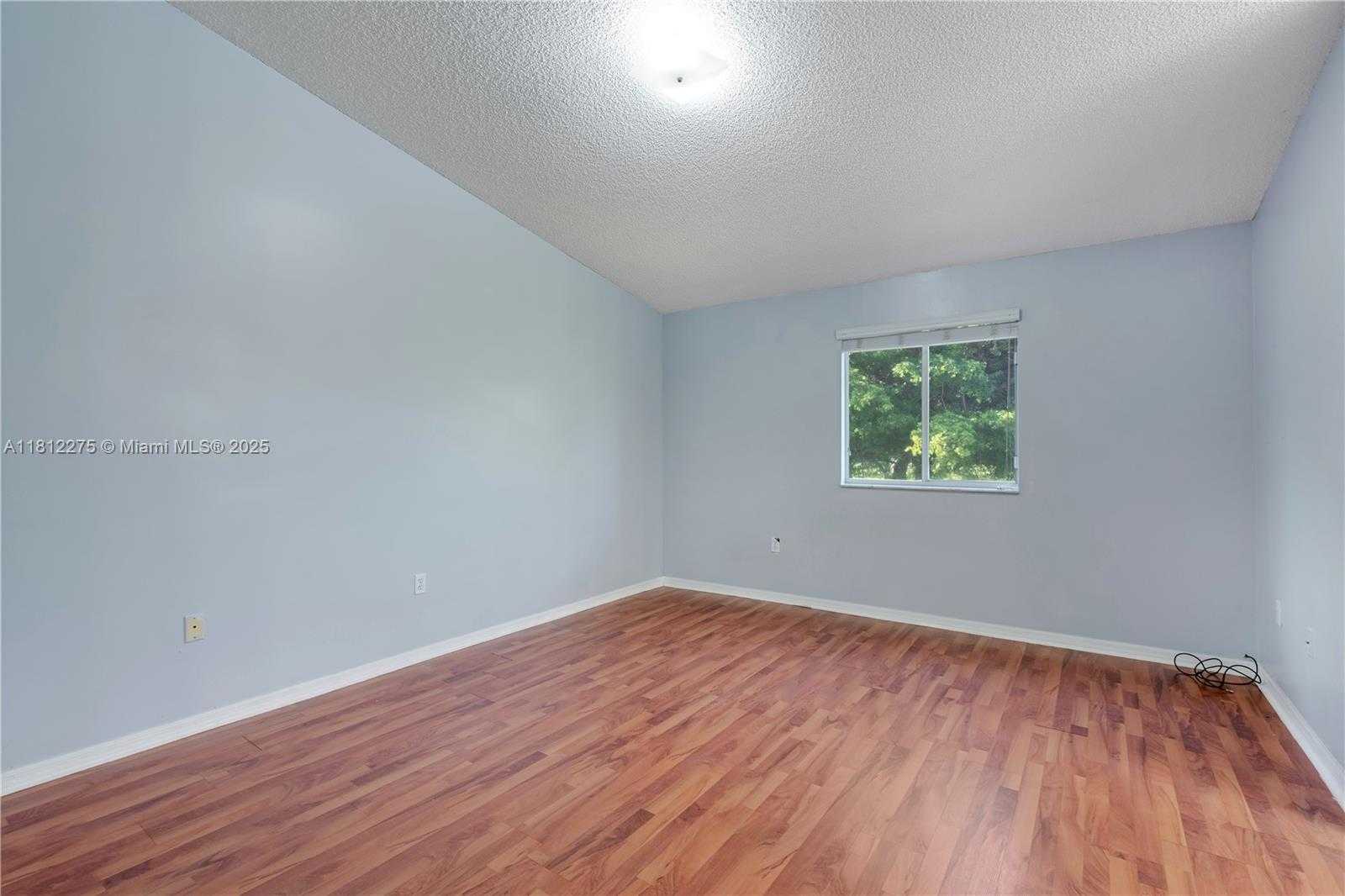Small Image of 13922 SOUTH WEST 178TH ST, Miami Number 25