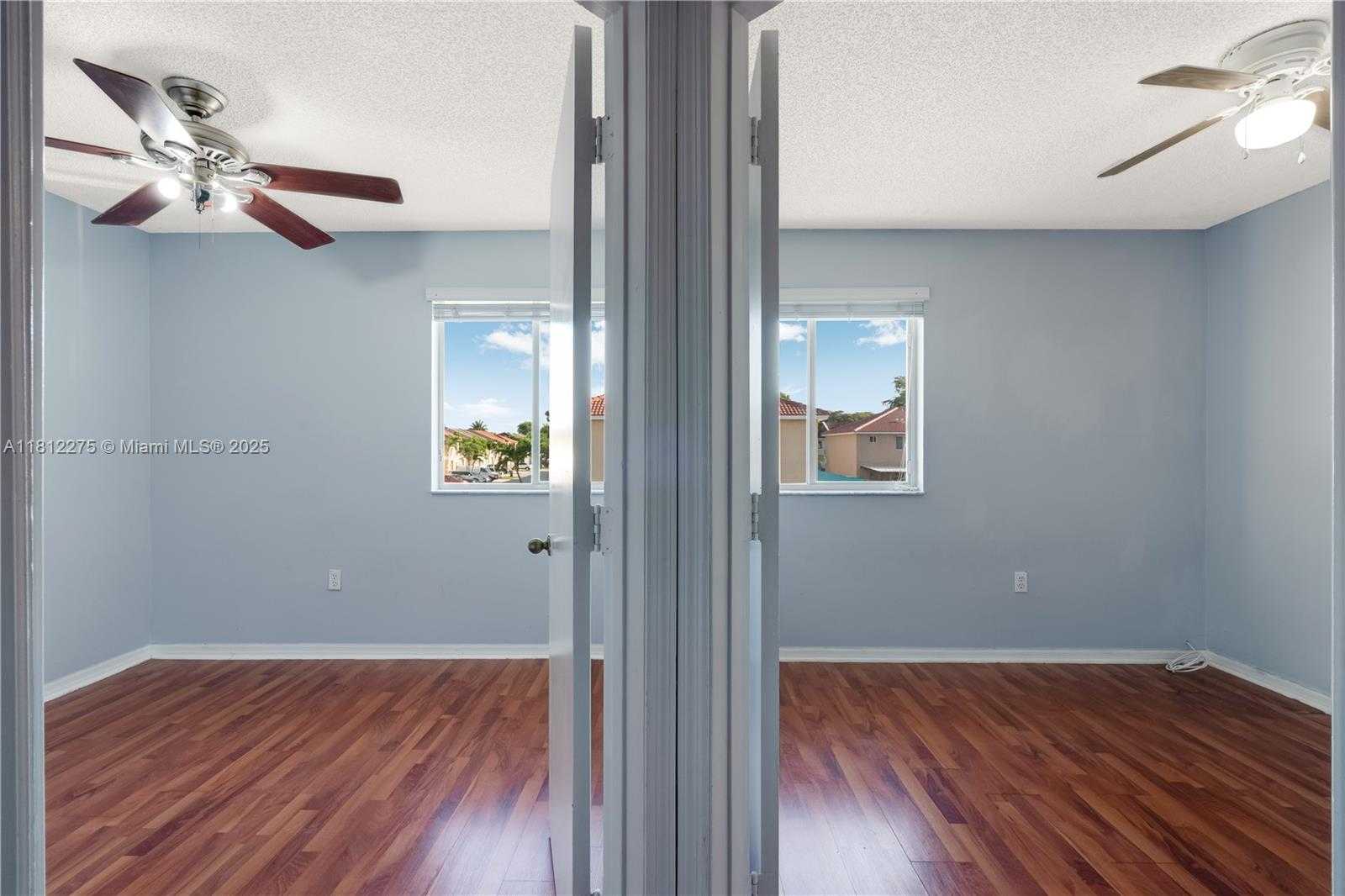 Small Image of 13922 SOUTH WEST 178TH ST, Miami Number 28