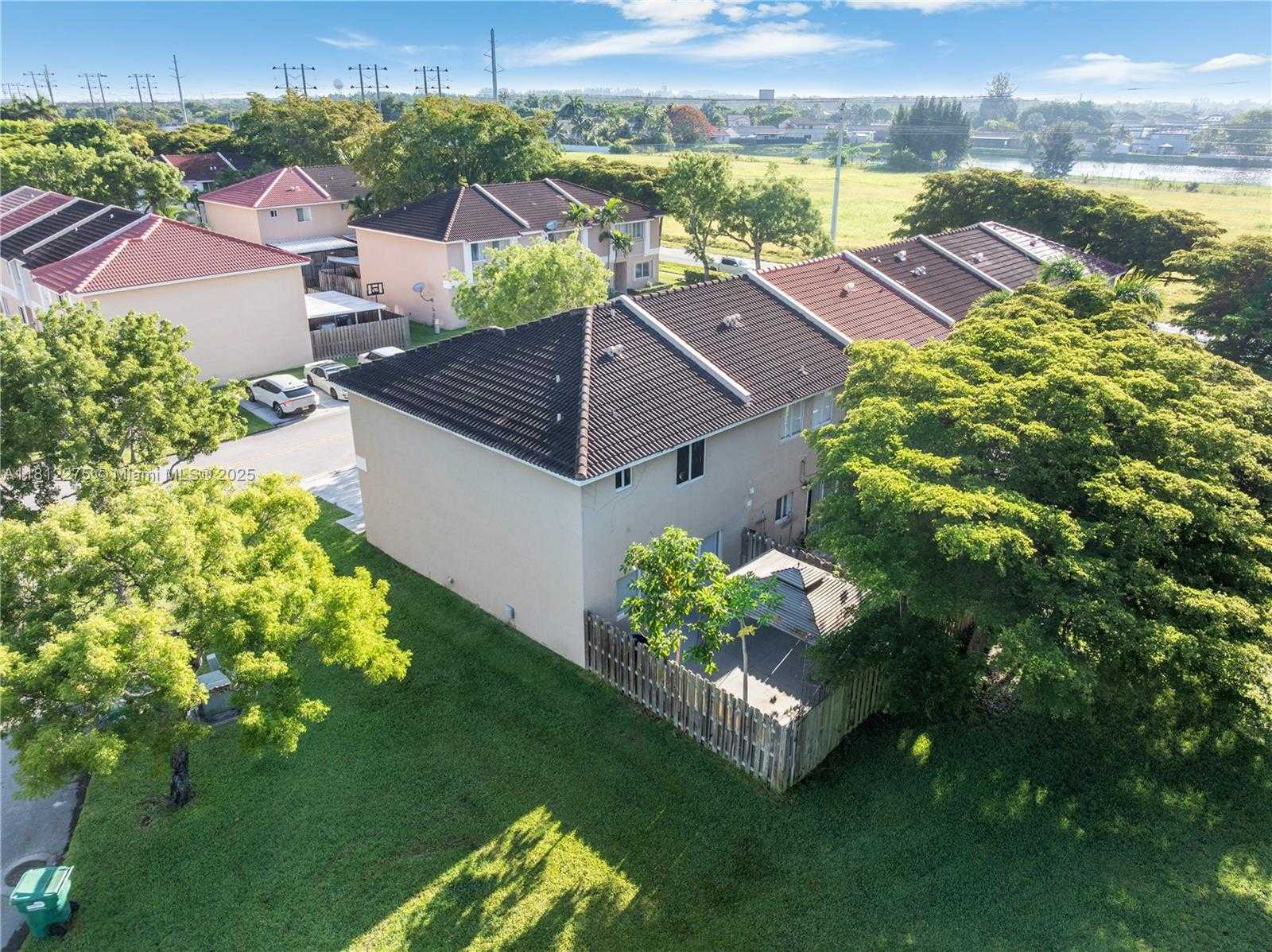 Small Image of 13922 SOUTH WEST 178TH ST, Miami Number 31