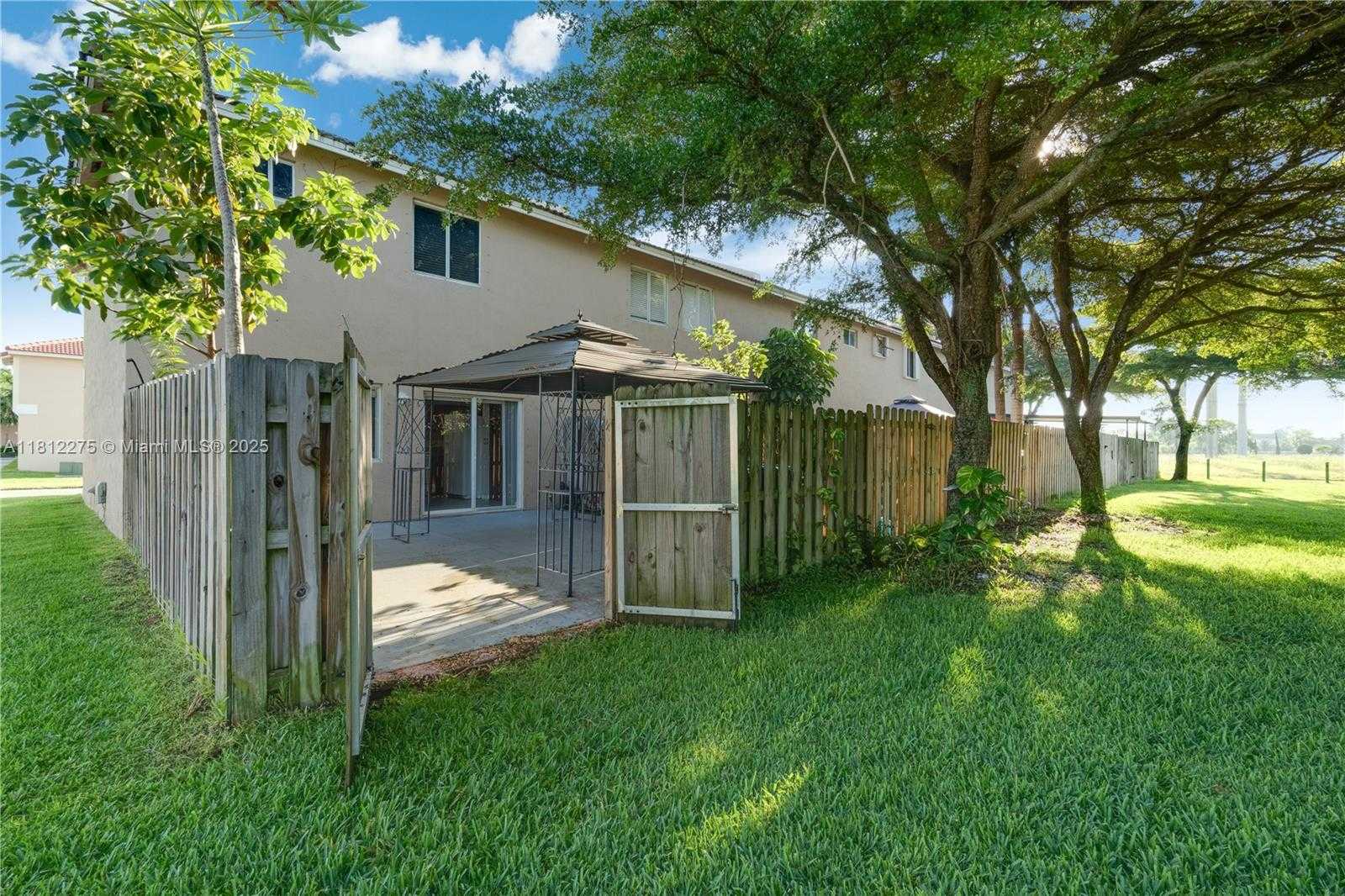 Small Image of 13922 SOUTH WEST 178TH ST, Miami Number 5