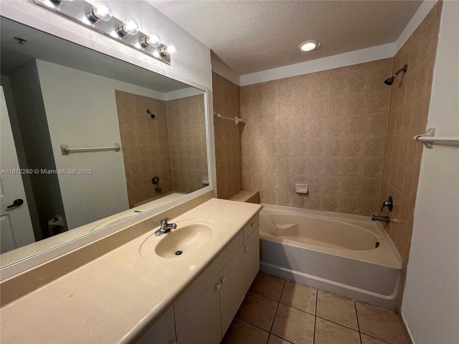 Small Image of 11201 NORTH WEST 83 ST #103, Doral Number 13