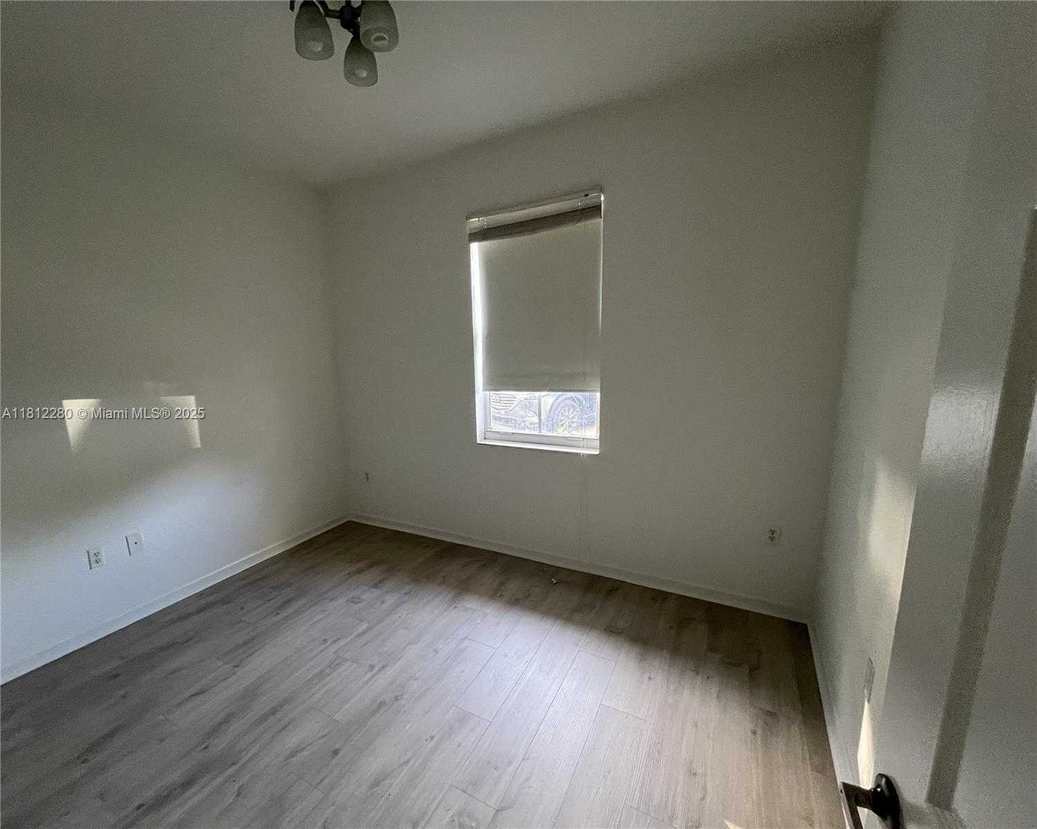 Small Image of 11201 NORTH WEST 83 ST #103, Doral Number 7