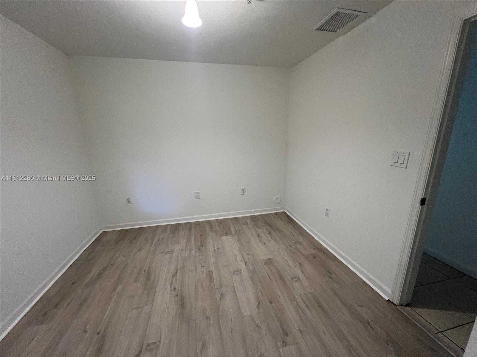 Small Image of 11201 NORTH WEST 83 ST #103, Doral Number 9