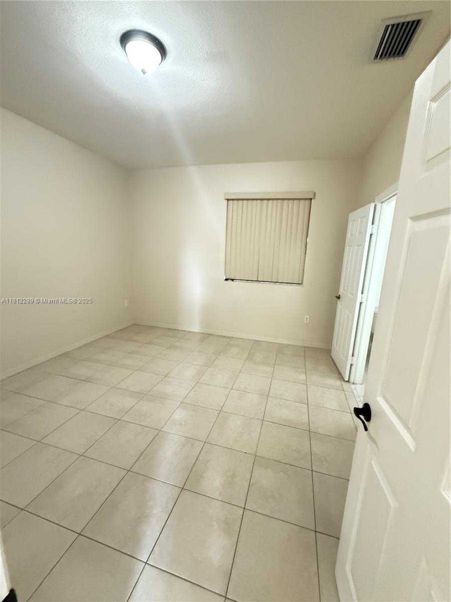 Small Image of 9044 SOUTH WEST 153RD CT, Miami Number 10