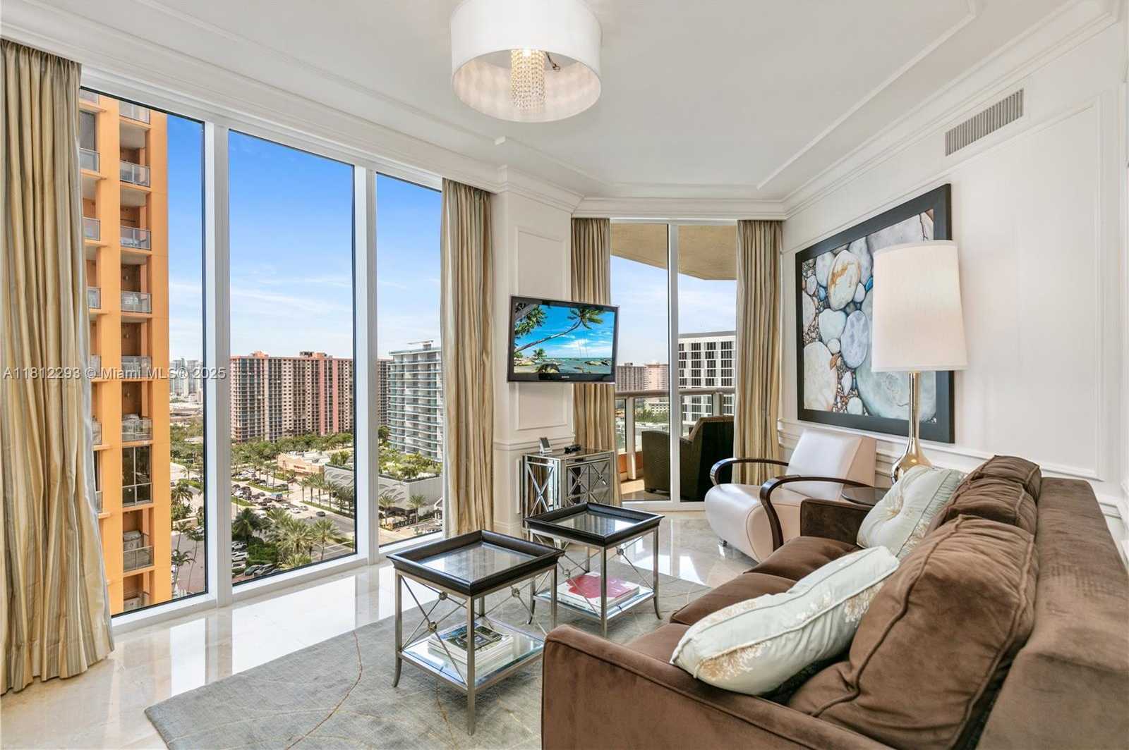 Small Image of Sunny Isles Beach Number 16