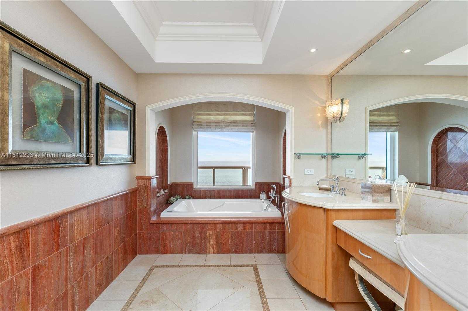 Small Image of Sunny Isles Beach Number 23