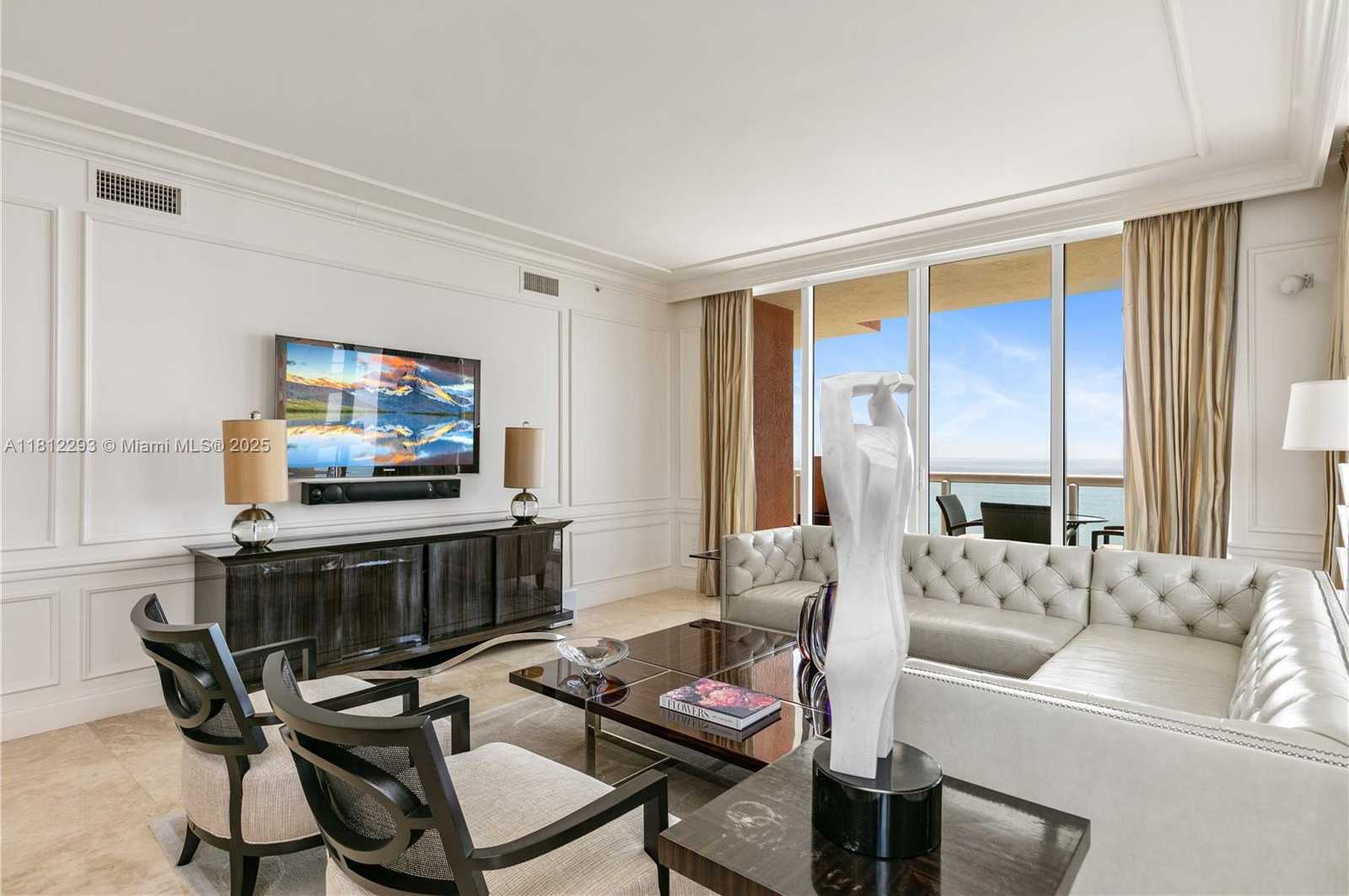Small Image of Sunny Isles Beach Number 3