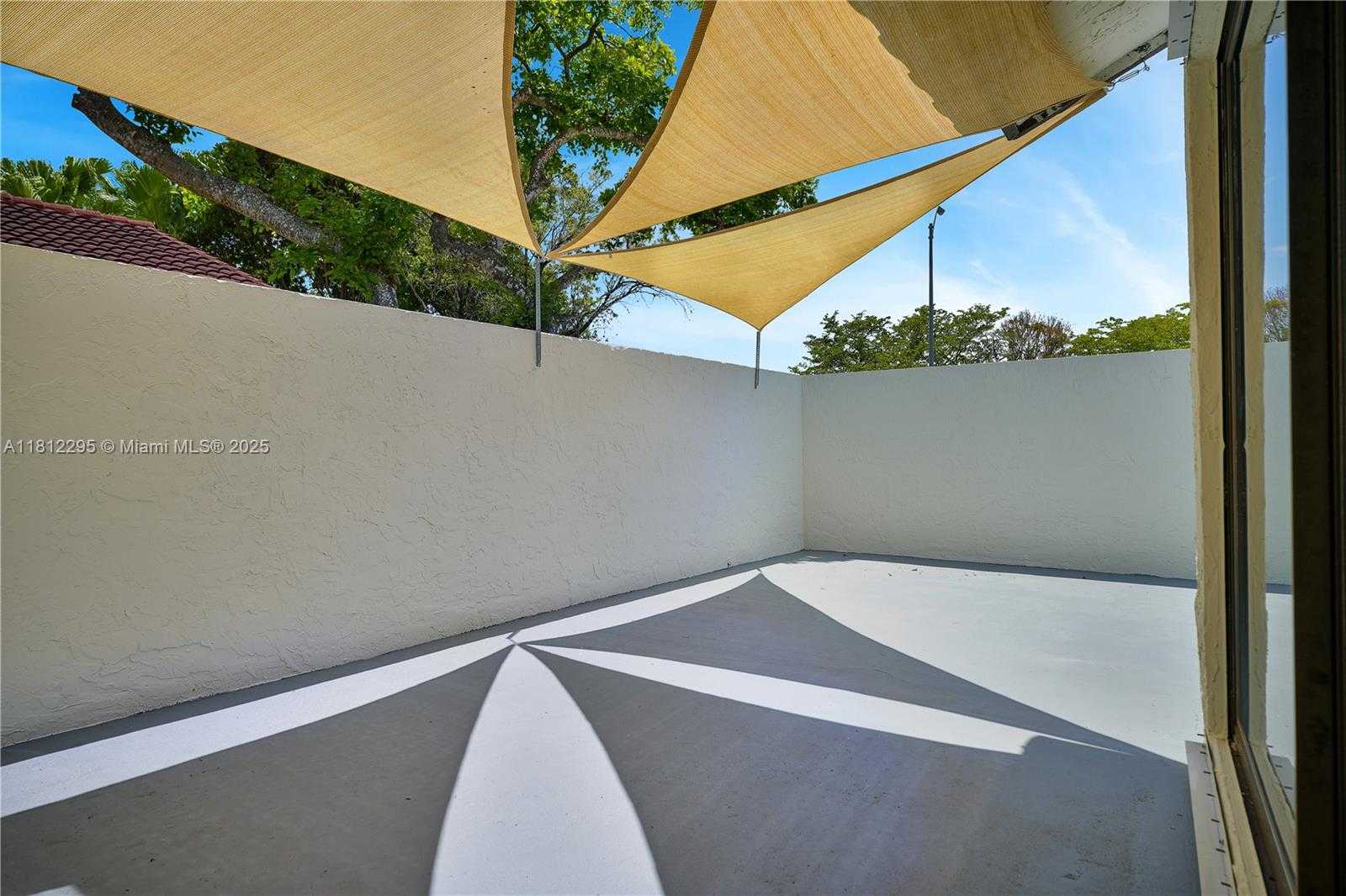 Small Image of 11054 SOUTH WEST 136TH CT, Miami Number 11