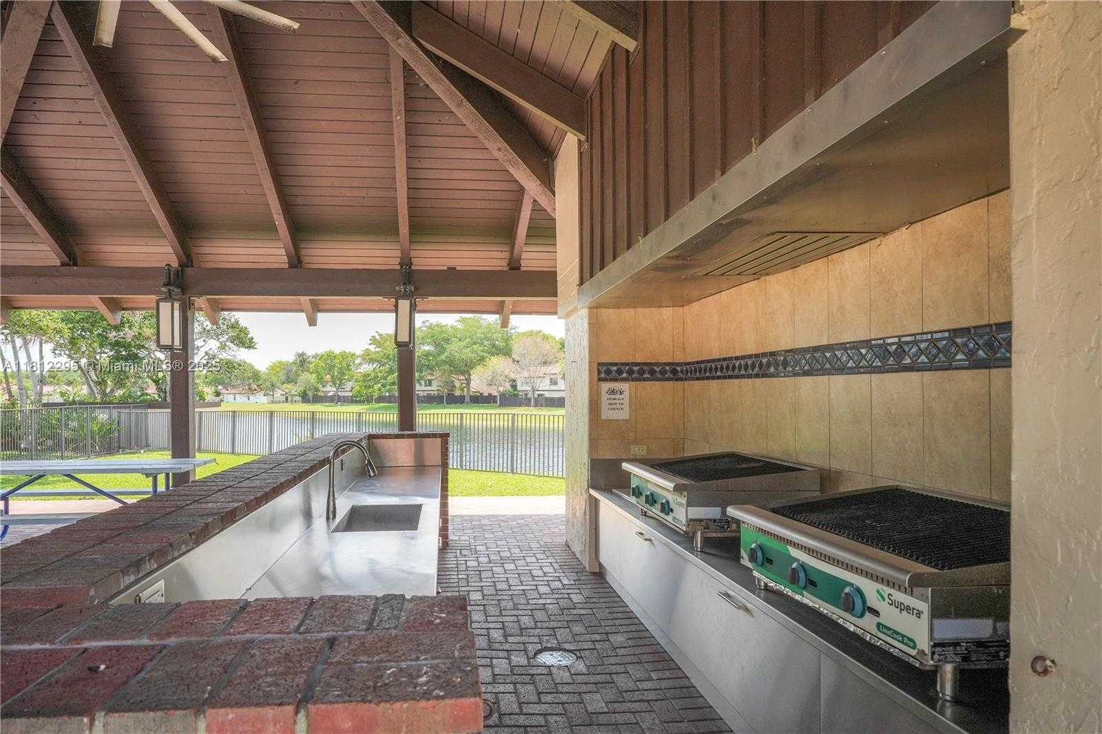 Small Image of 11054 SOUTH WEST 136TH CT, Miami Number 31