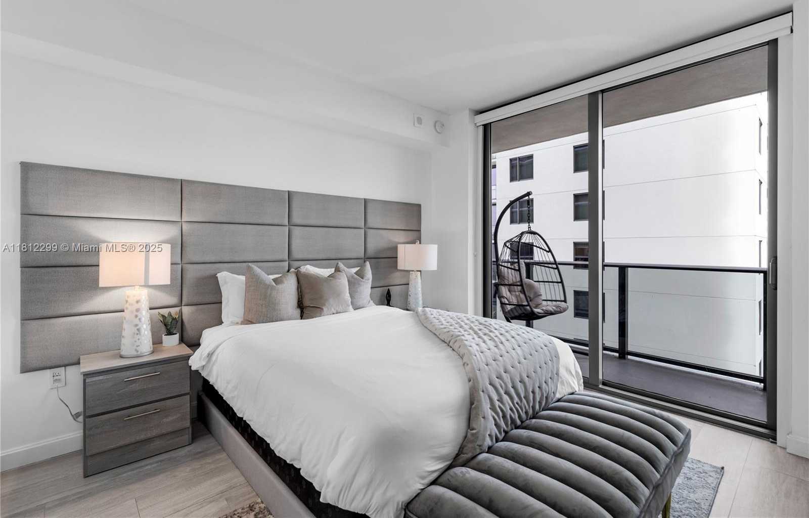 Small Image of 55 SOUTH WEST 9TH ST #3501, Miami Number 12