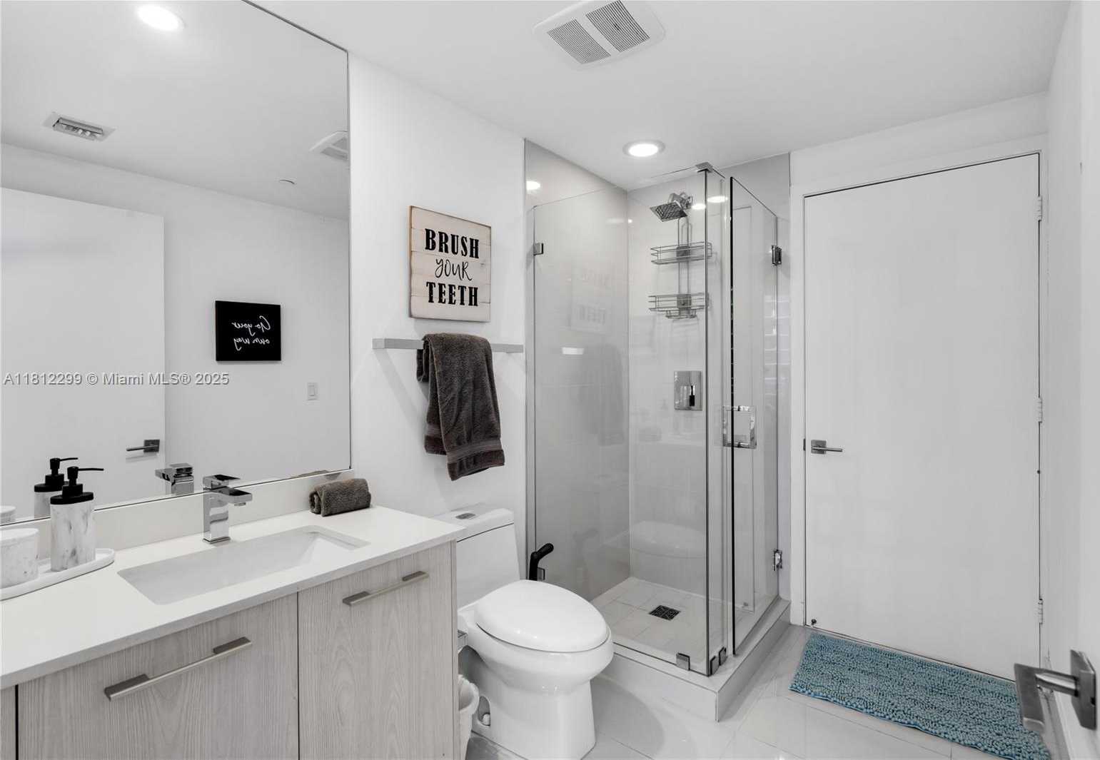 Small Image of 55 SOUTH WEST 9TH ST #3501, Miami Number 19