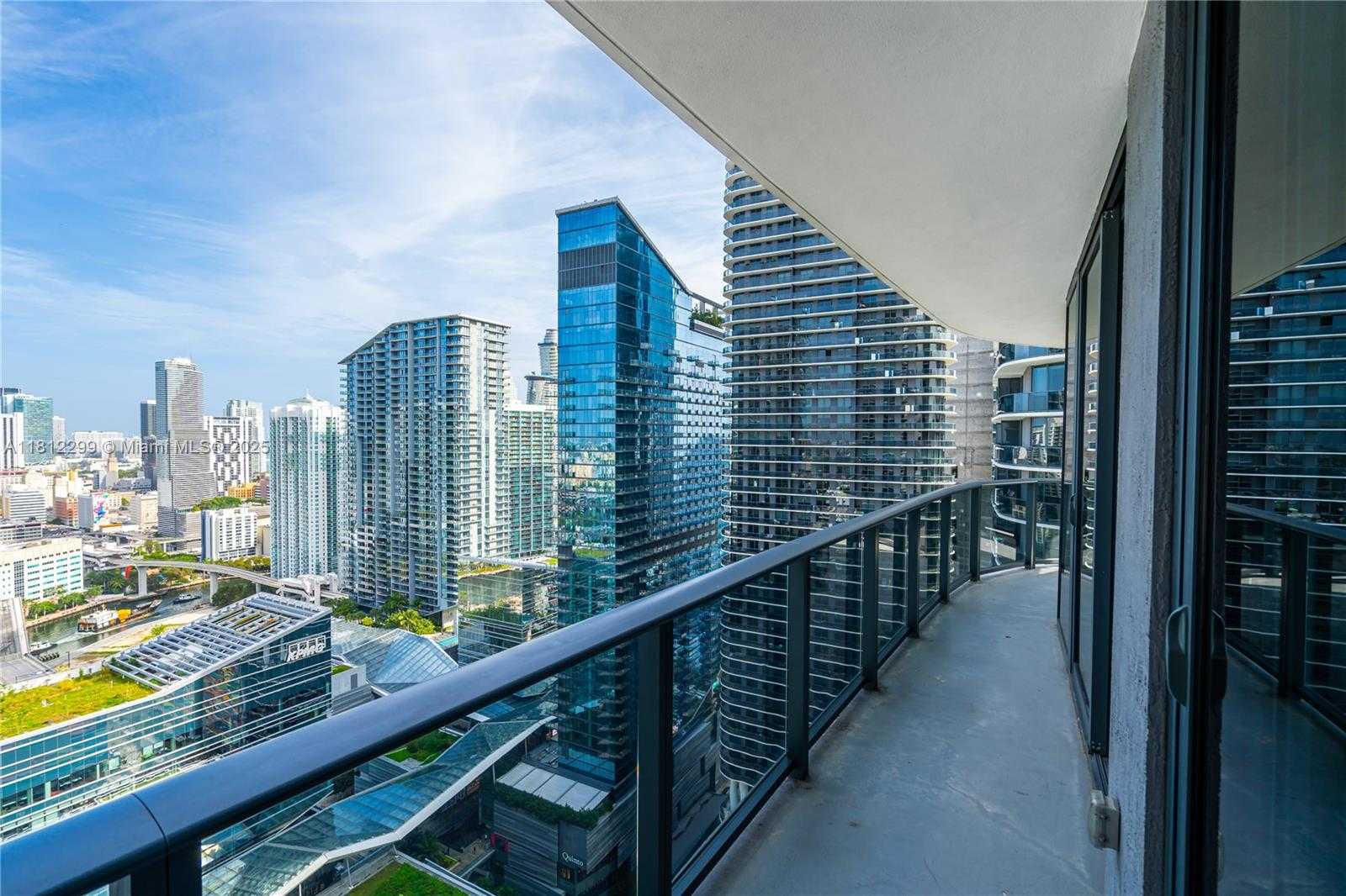 Small Image of 55 SOUTH WEST 9TH ST #3501, Miami Number 22
