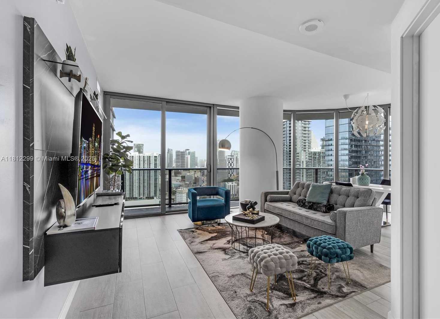 Small Image of 55 SOUTH WEST 9TH ST #3501, Miami Number 4