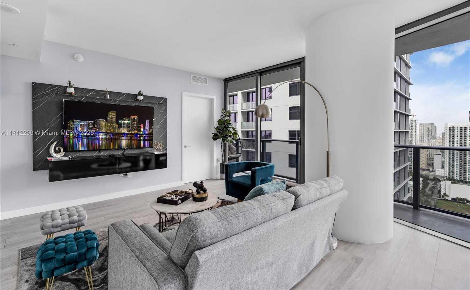 Small Image of 55 SOUTH WEST 9TH ST #3501, Miami Number 5