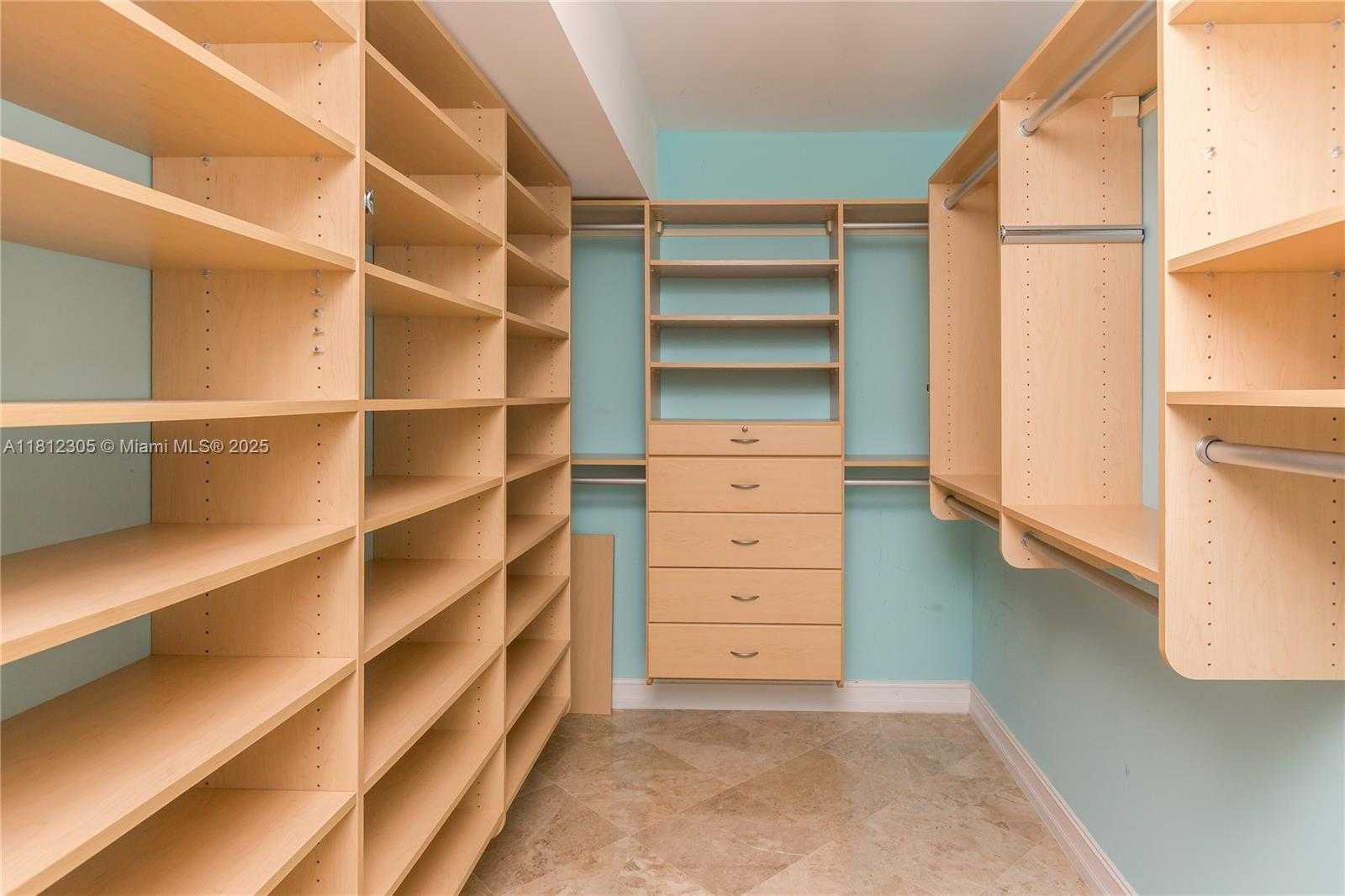 Small Image of 17201 COLLINS AVE #2108, Sunny Isles Beach Number 27