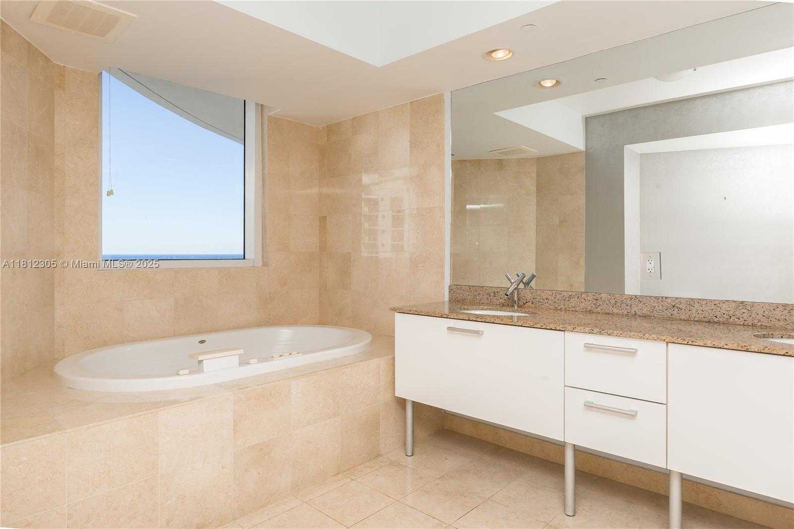 Small Image of 17201 COLLINS AVE #2108, Sunny Isles Beach Number 29