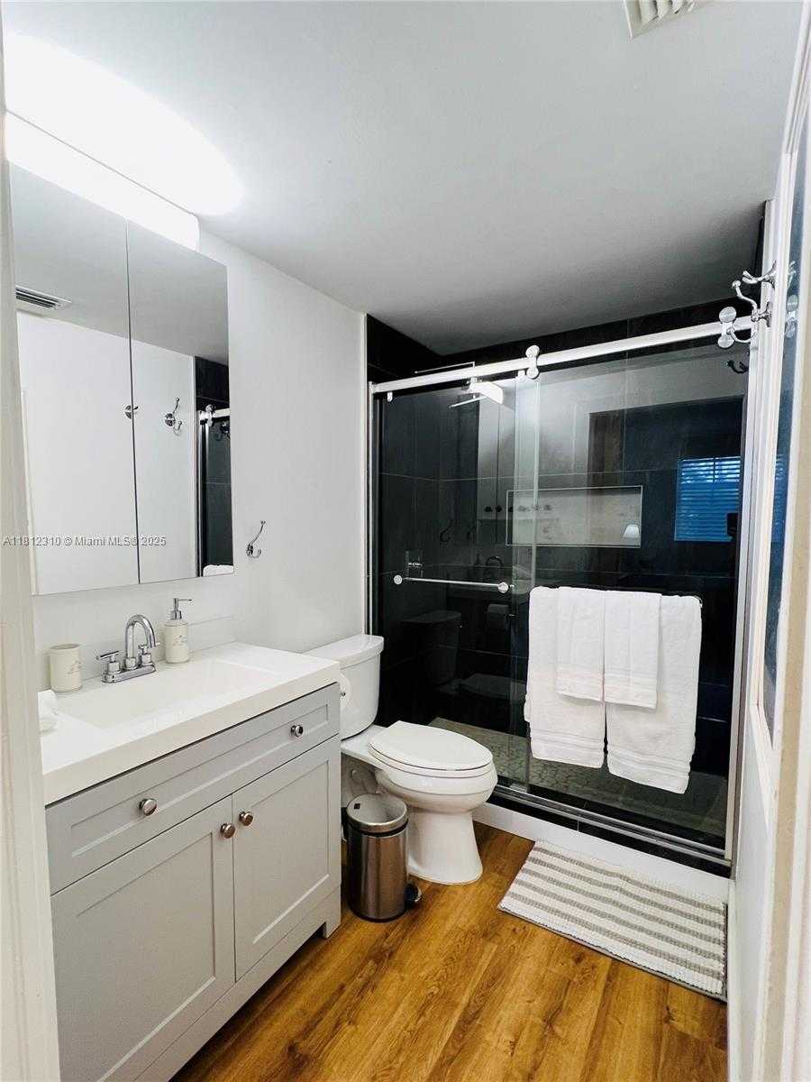 Small Image of 19999 EAST COUNTRY CLUB DR #1106, Aventura Number 11