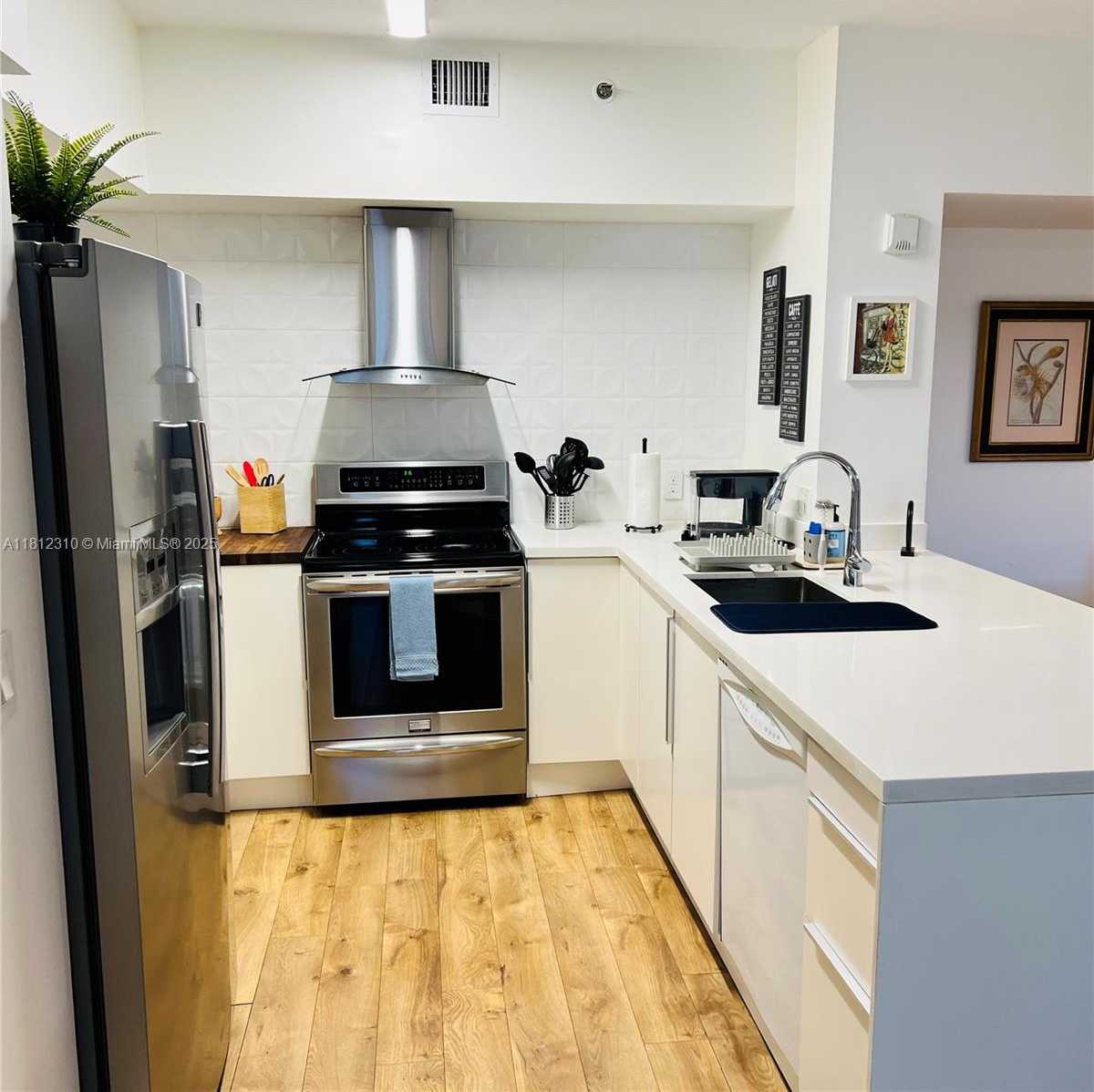 Small Image of 19999 EAST COUNTRY CLUB DR #1106, Aventura Number 22