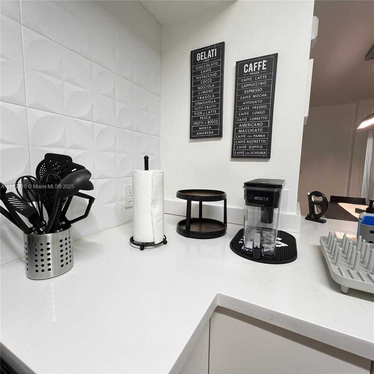 Small Image of 19999 EAST COUNTRY CLUB DR #1106, Aventura Number 26