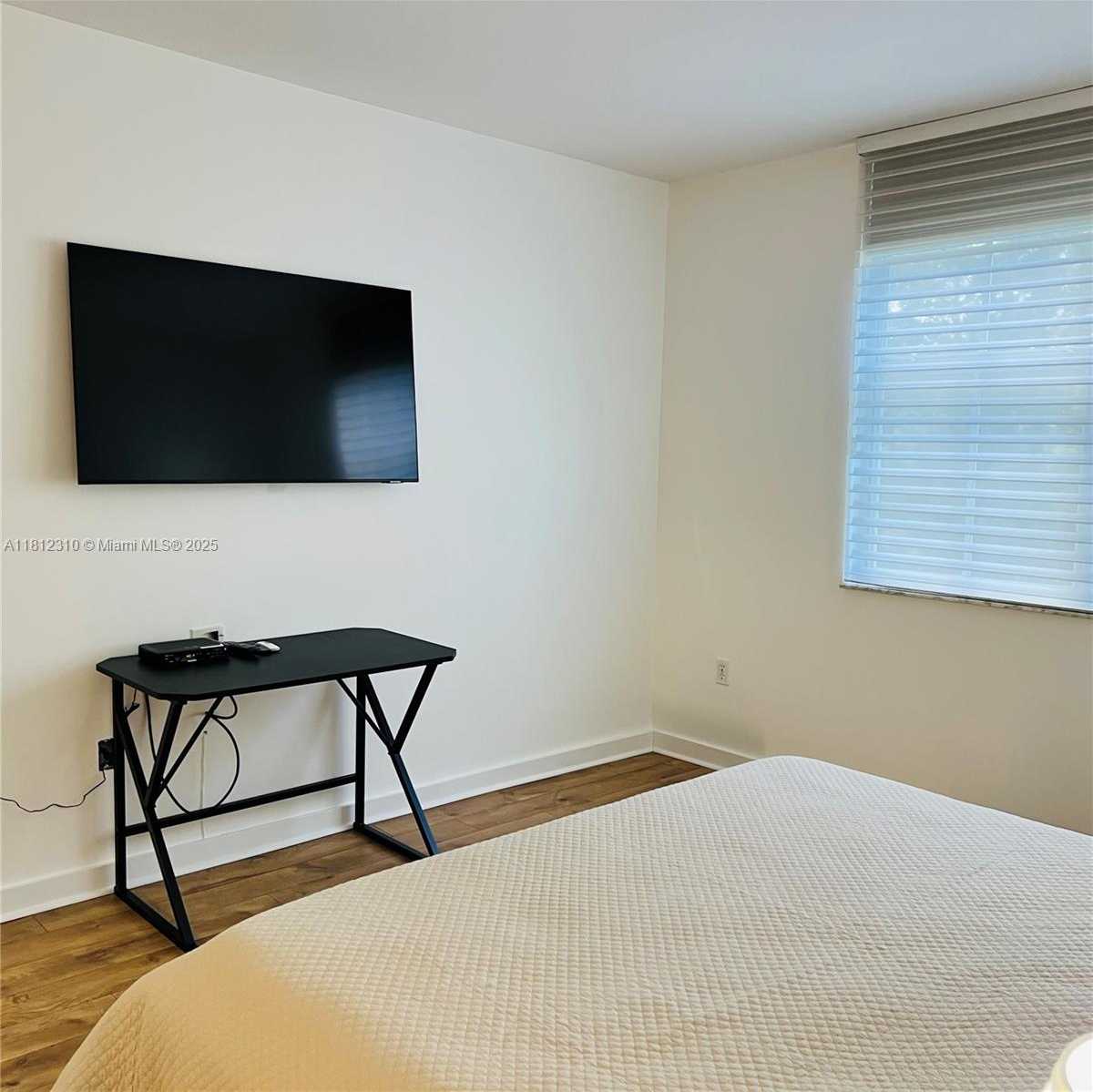 Small Image of 19999 EAST COUNTRY CLUB DR #1106, Aventura Number 7