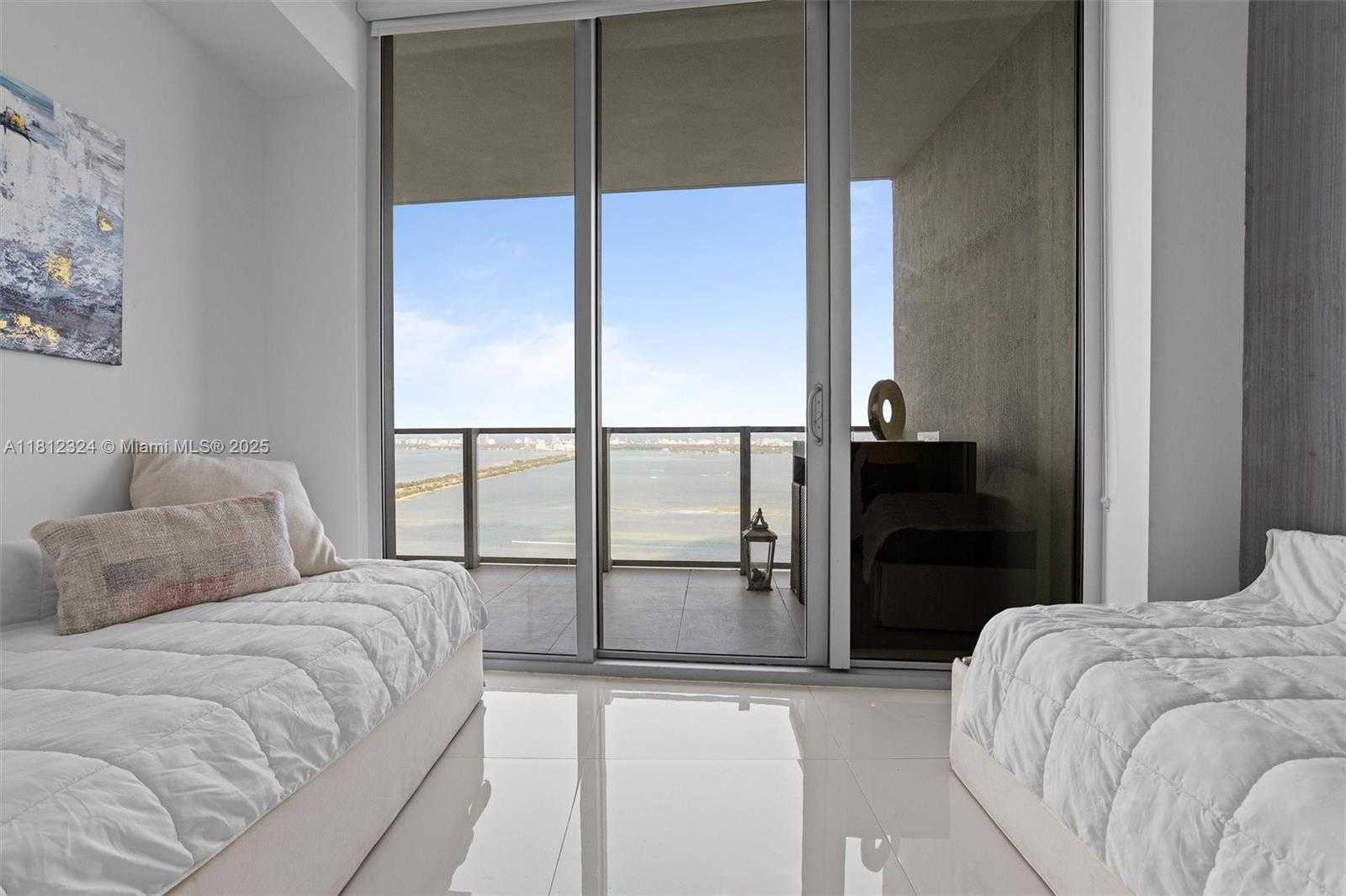 Small Image of 2900 NORTH EAST 7TH AVE #4205, Miami Number 31