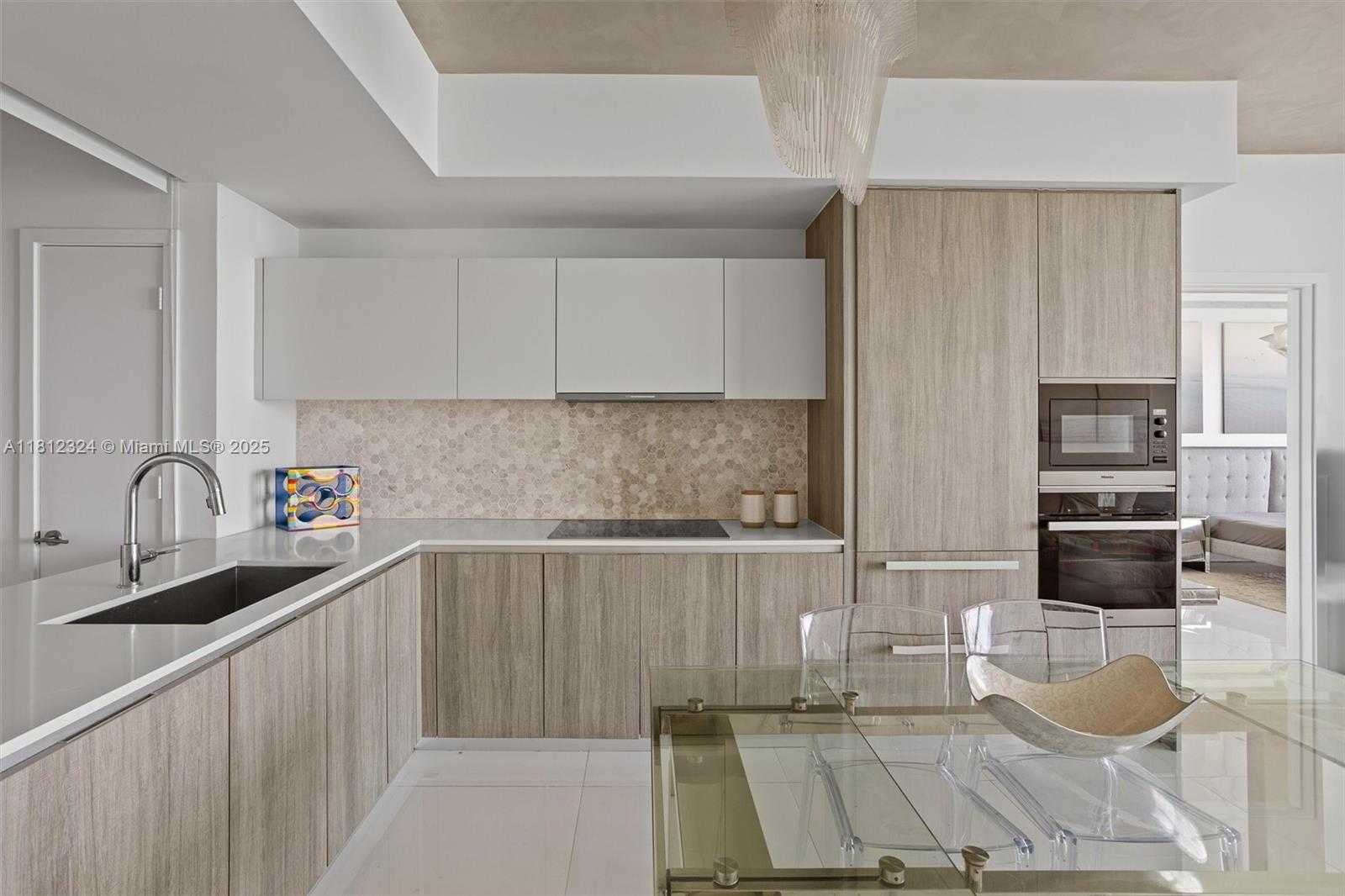 Small Image of 2900 NORTH EAST 7TH AVE #4205, Miami Number 9
