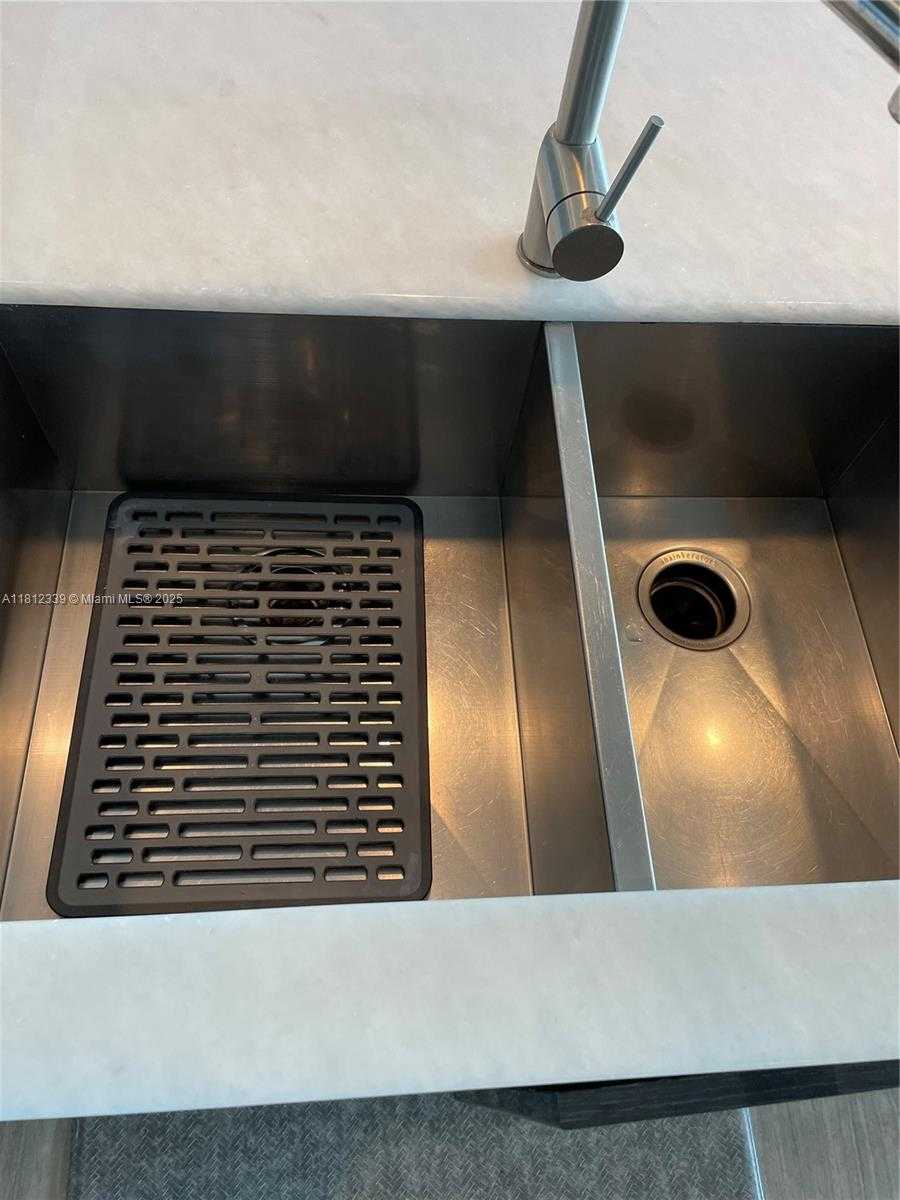 Small Image of 3300 NORTH EAST 188TH ST #409, Aventura Number 11