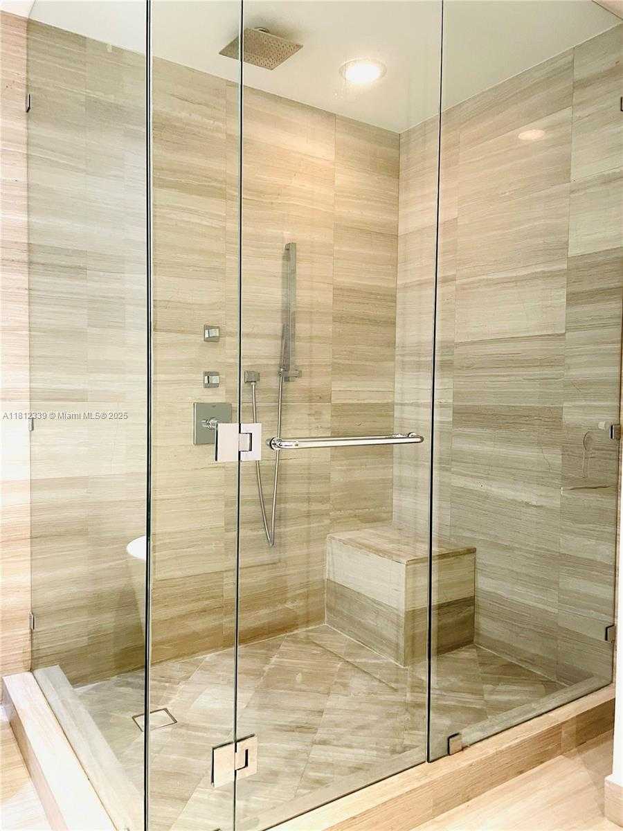 Small Image of 3300 NORTH EAST 188TH ST #409, Aventura Number 38