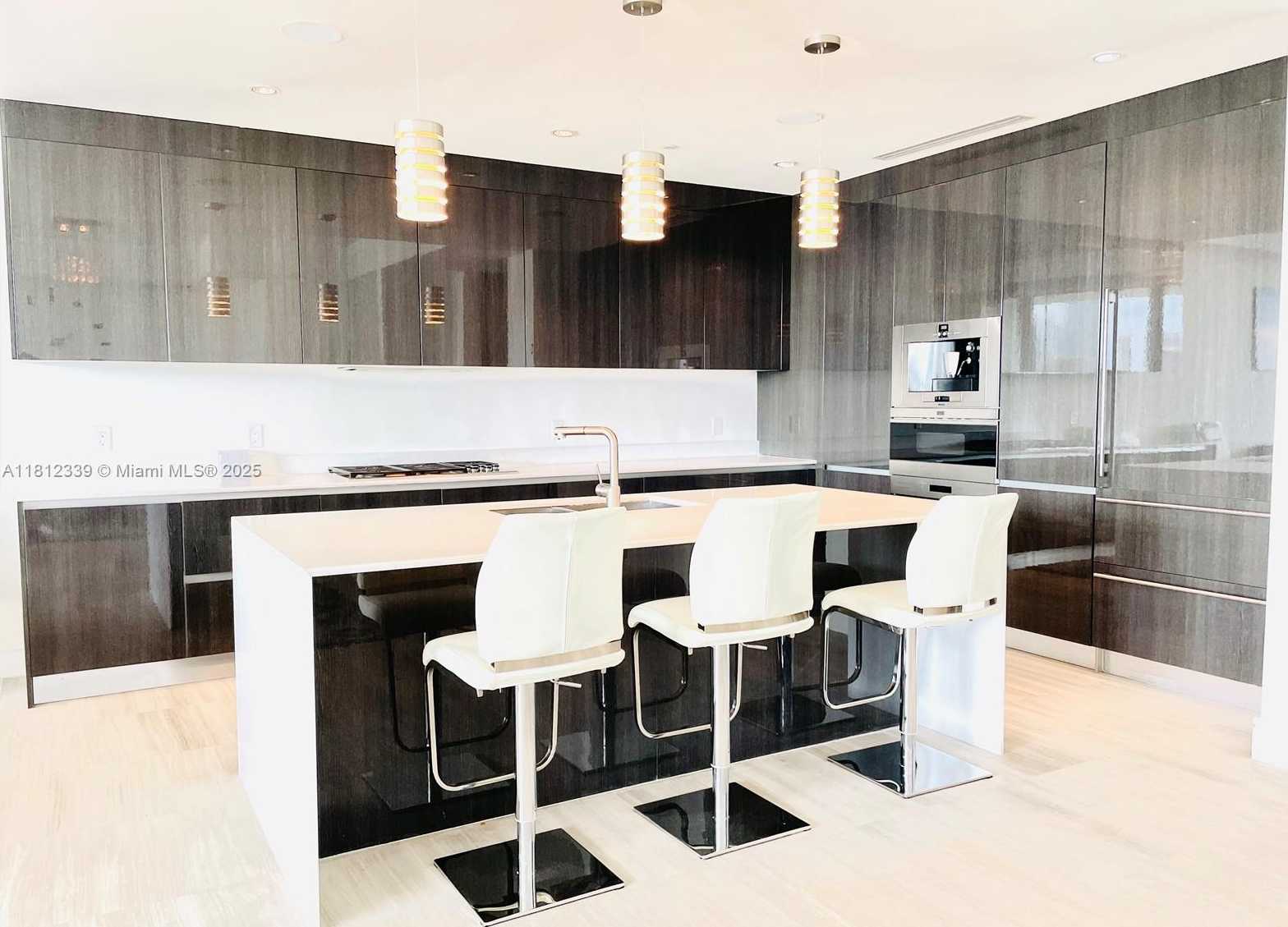 Small Image of 3300 NORTH EAST 188TH ST #409, Aventura Number 4