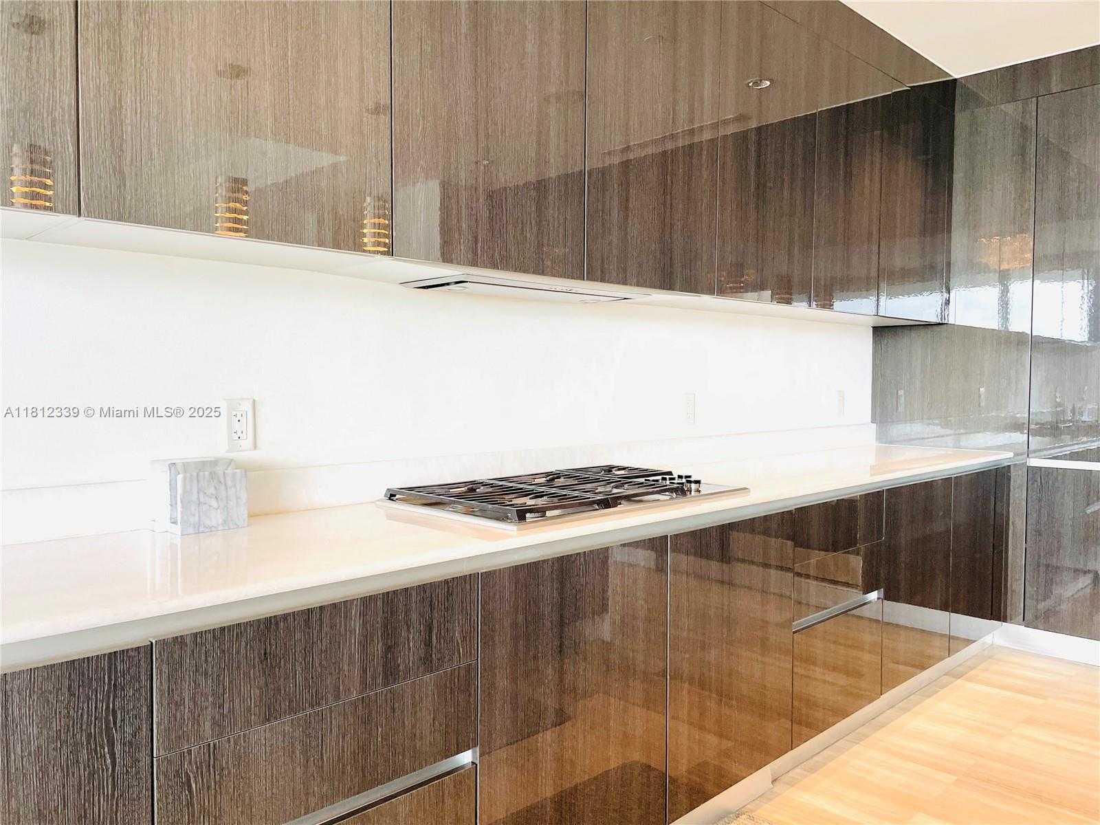 Small Image of 3300 NORTH EAST 188TH ST #409, Aventura Number 5