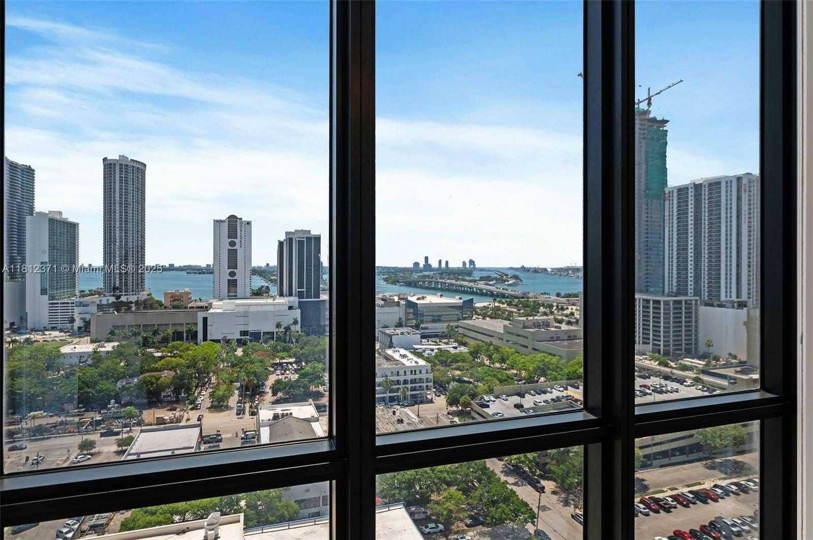 Small Image of 1600 NORTH EAST 1ST AVE #2420, Miami Number 15