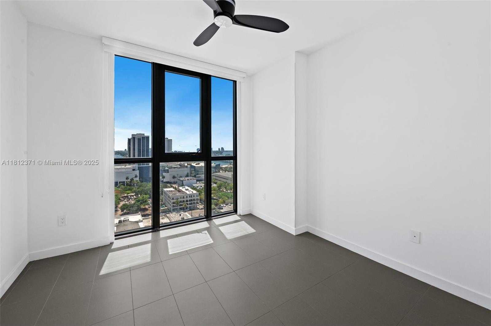Small Image of 1600 NORTH EAST 1ST AVE #2420, Miami Number 19