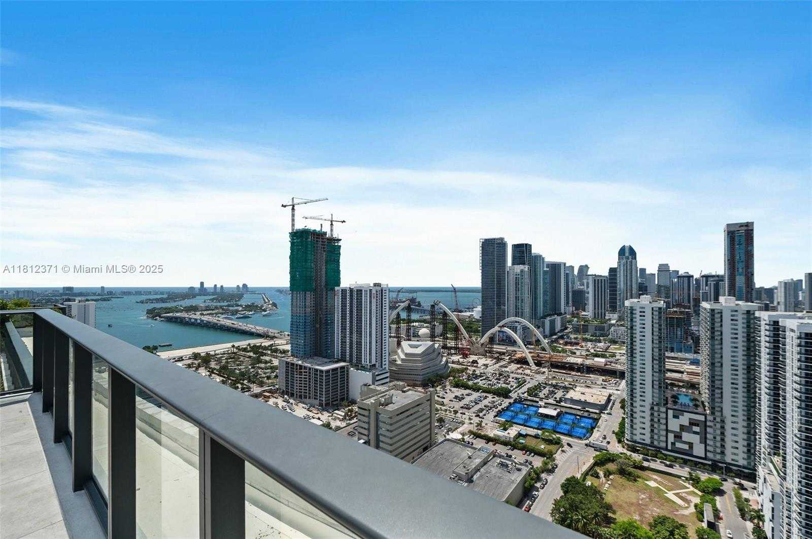 Small Image of 1600 NORTH EAST 1ST AVE #2420, Miami Number 25