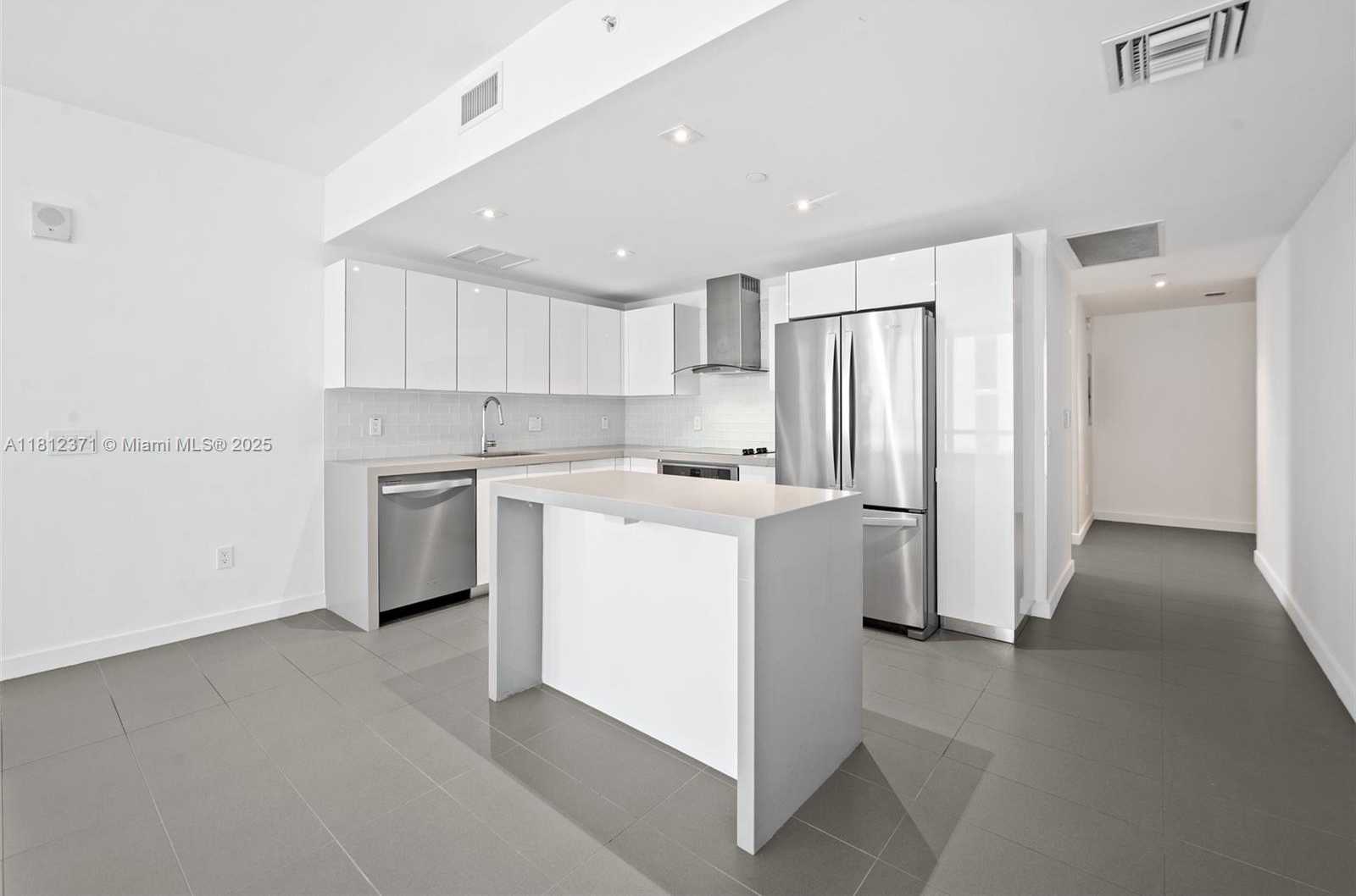 Small Image of 1600 NORTH EAST 1ST AVE #2420, Miami Number 6