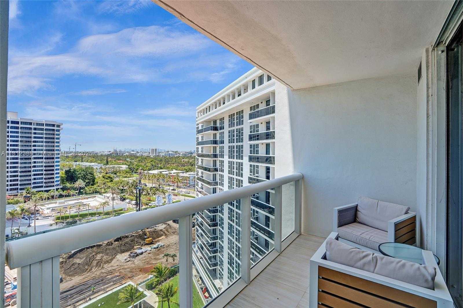 Small Image of 10275 COLLINS AVE #1116, Bal Harbour Number 16