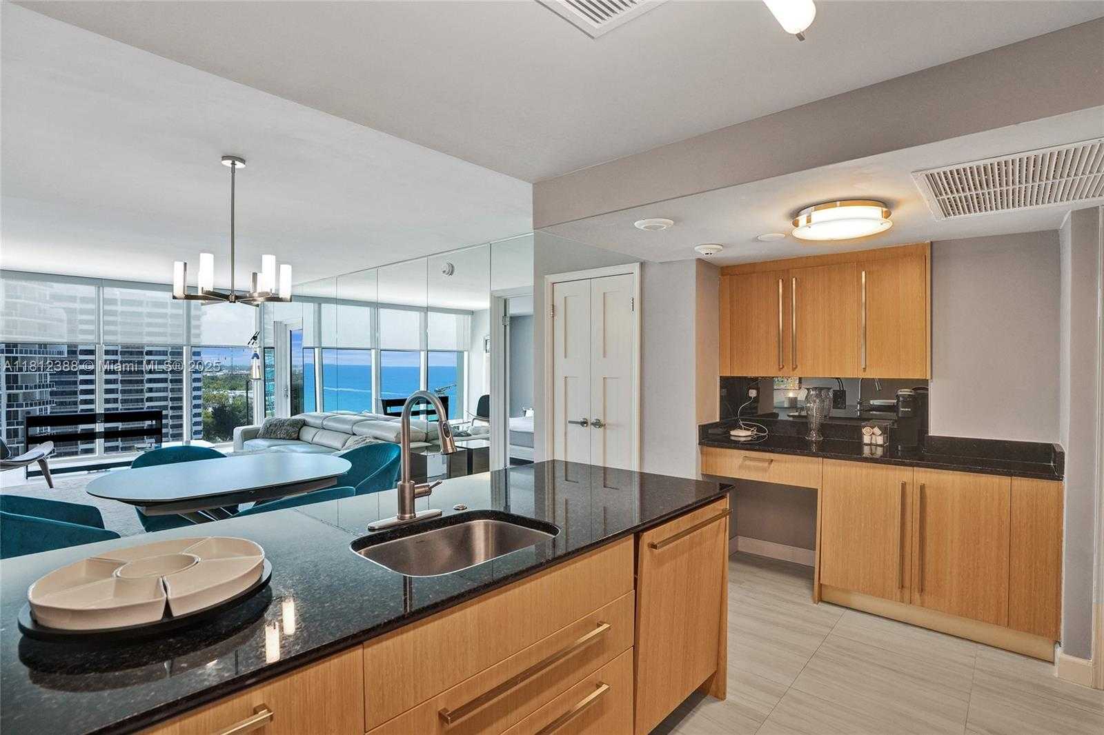 Small Image of 10275 COLLINS AVE #1116, Bal Harbour Number 18