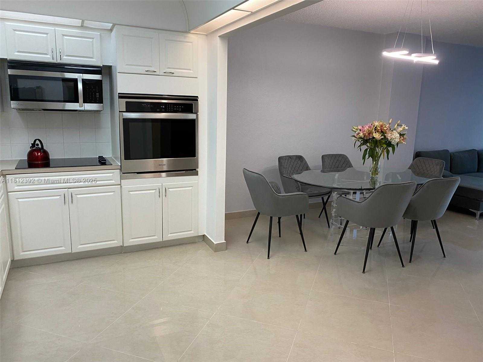 Small Image of 19390 COLLINS AVE #209, Sunny Isles Beach Number 3